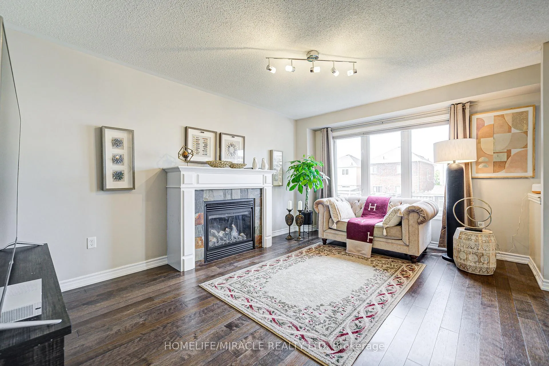 Photo 20 of 56 Hayman Street, Clarington, Courtice — HOMEH