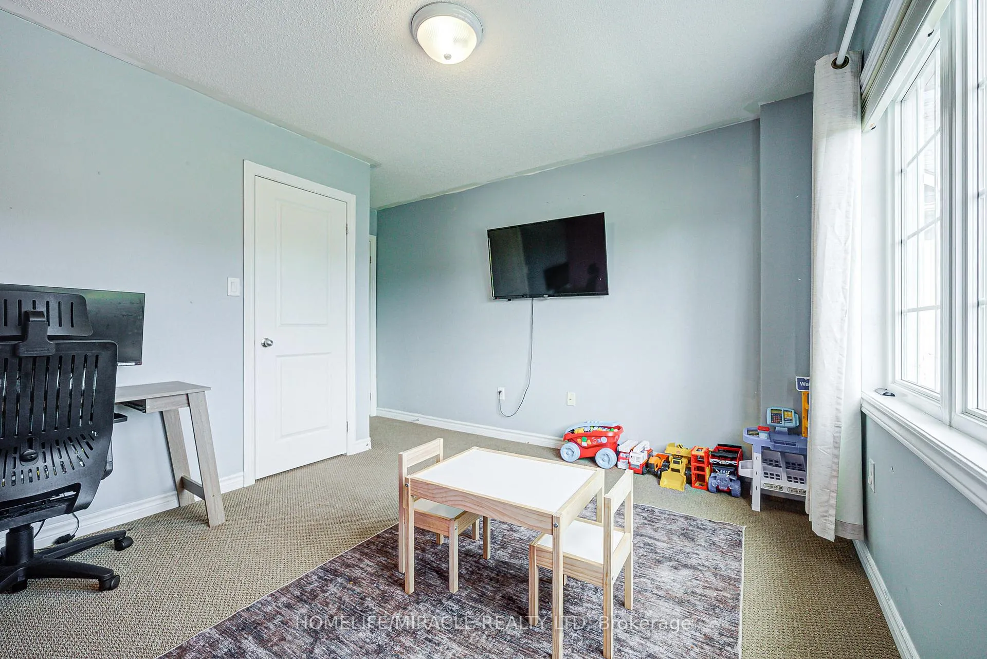 Photo 32 of 56 Hayman Street, Clarington, Courtice — HOMEH