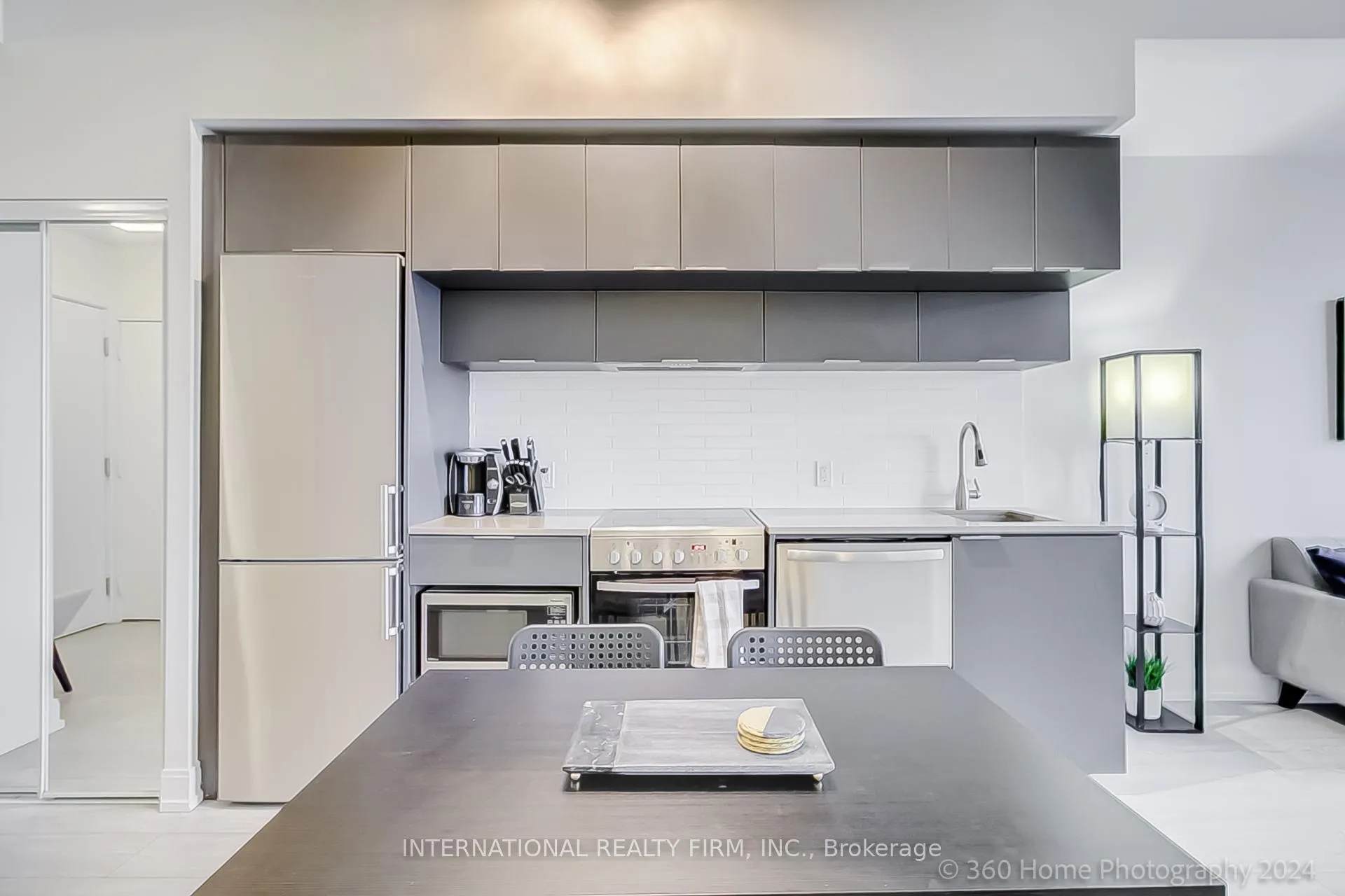 Photo 8 of Unit 2502, 181 Dundas Street E, Toronto, Church-Yonge Corridor — HOMEH
