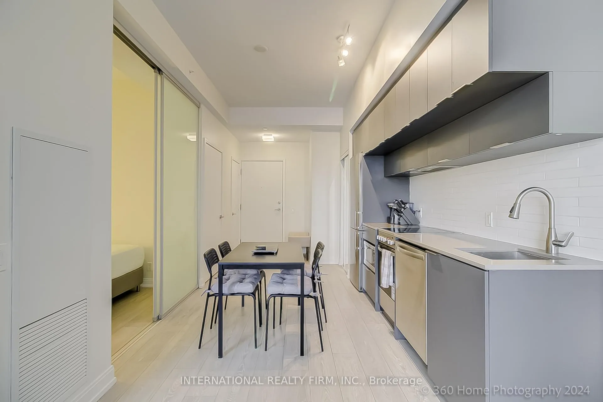 Photo 13 of Unit 2502, 181 Dundas Street E, Toronto, Church-Yonge Corridor — HOMEH