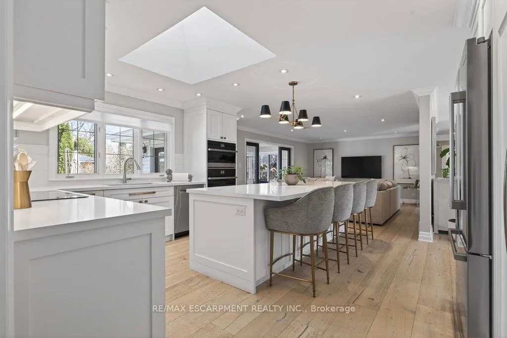 Photo 15 of 677 King Road, Burlington, LaSalle — HOMEH
