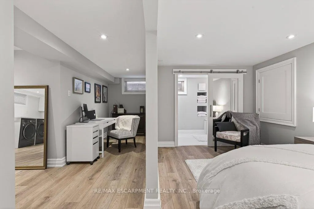 Photo 34 of 677 King Road, Burlington, LaSalle — HOMEH