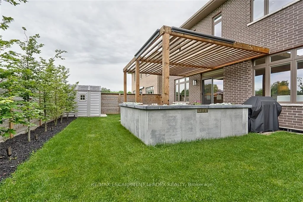 Photo 37 of 19 Secinaro Avenue, Hamilton, Meadowlands — HOMEH