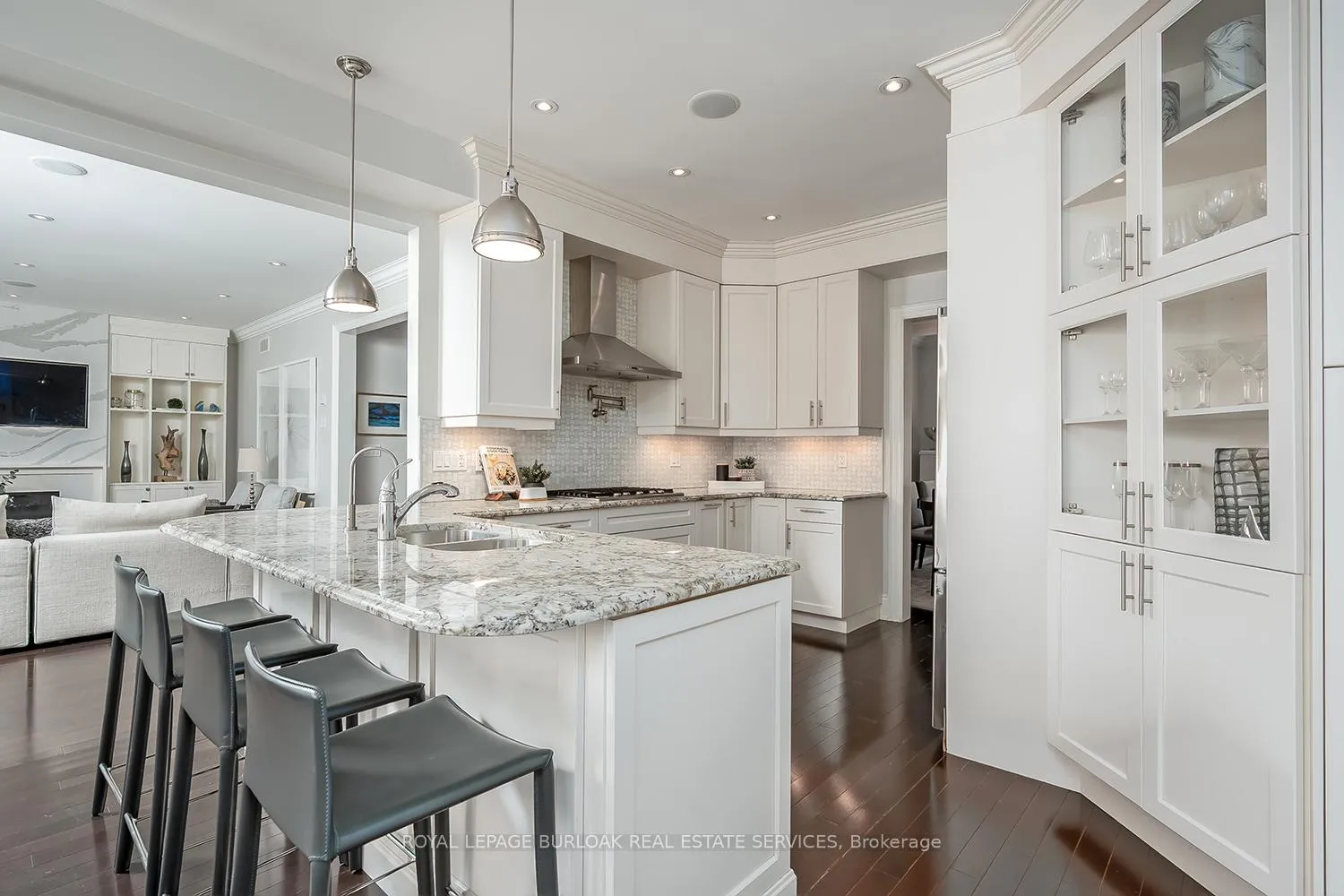 Photo 9 of 234 Brookfield Avenue, Burlington, Roseland — HOMEH