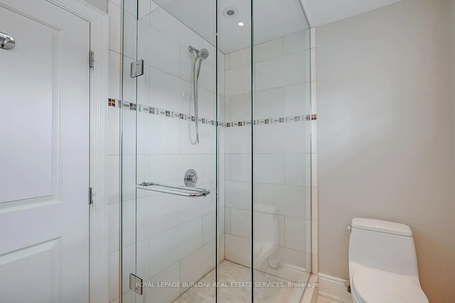 Photo 31 of 234 Brookfield Avenue, Burlington, Roseland — HOMEH