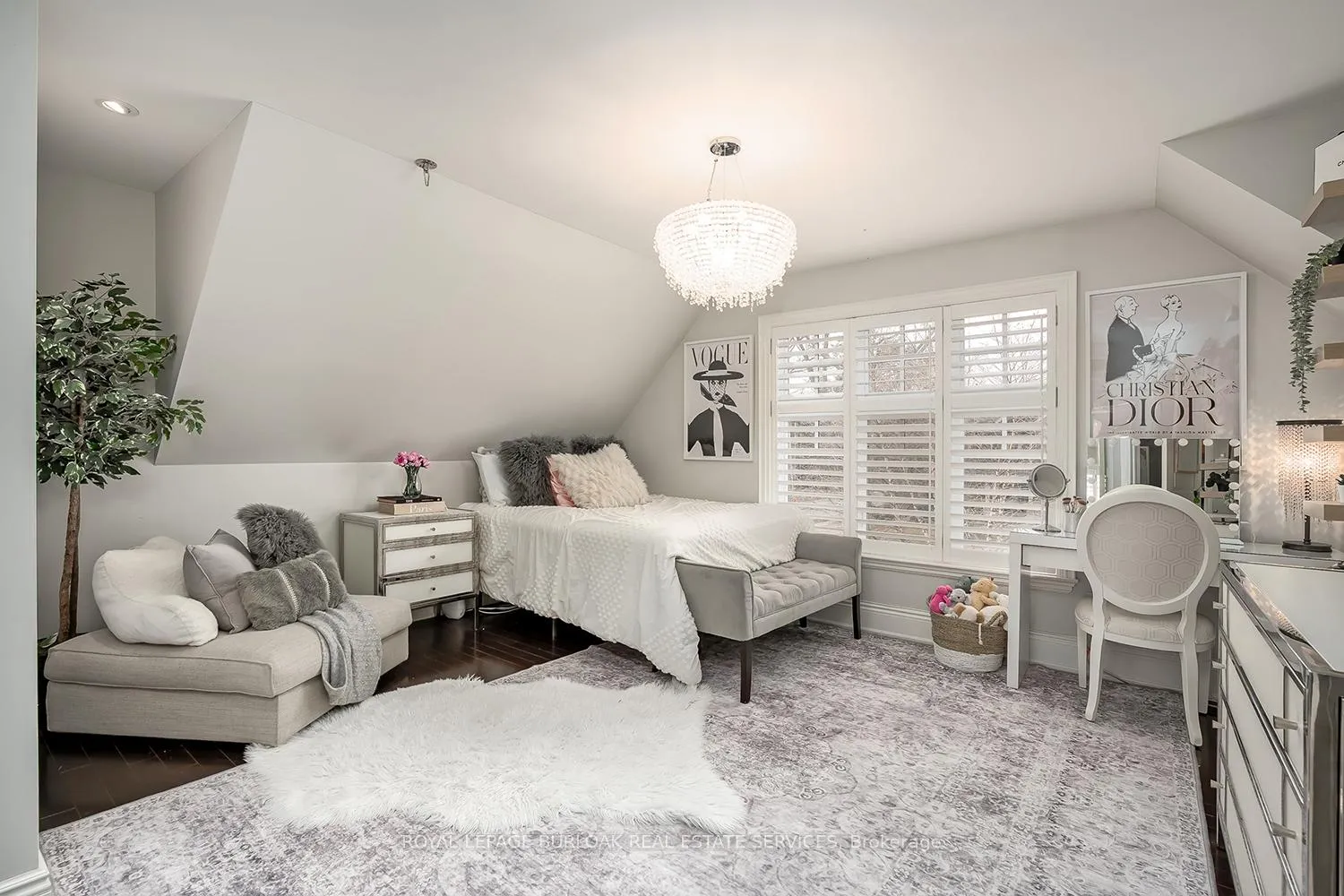 Photo 32 of 234 Brookfield Avenue, Burlington, Roseland — HOMEH