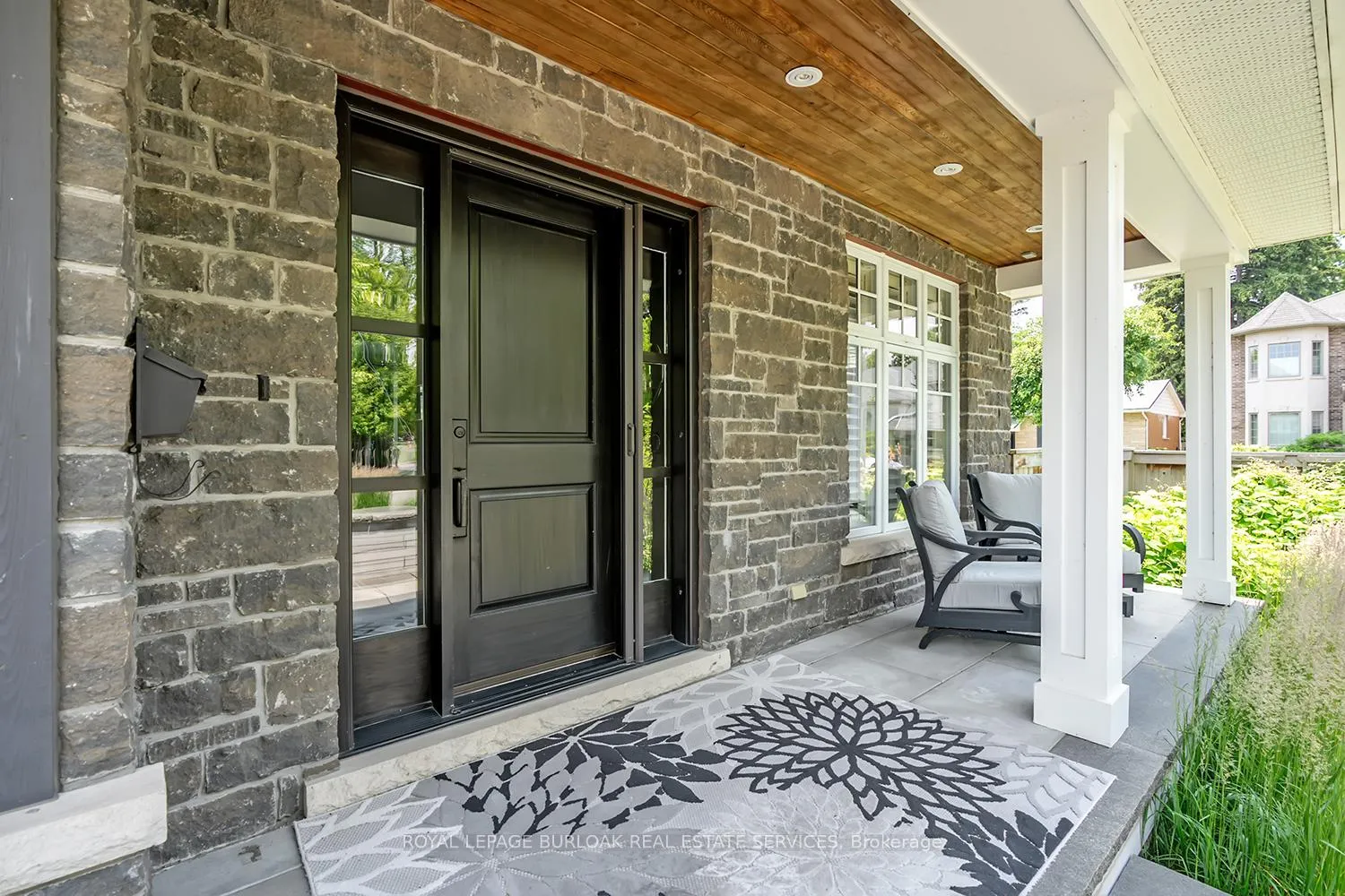 Photo 3 of 234 Brookfield Avenue, Burlington, Roseland — HOMEH