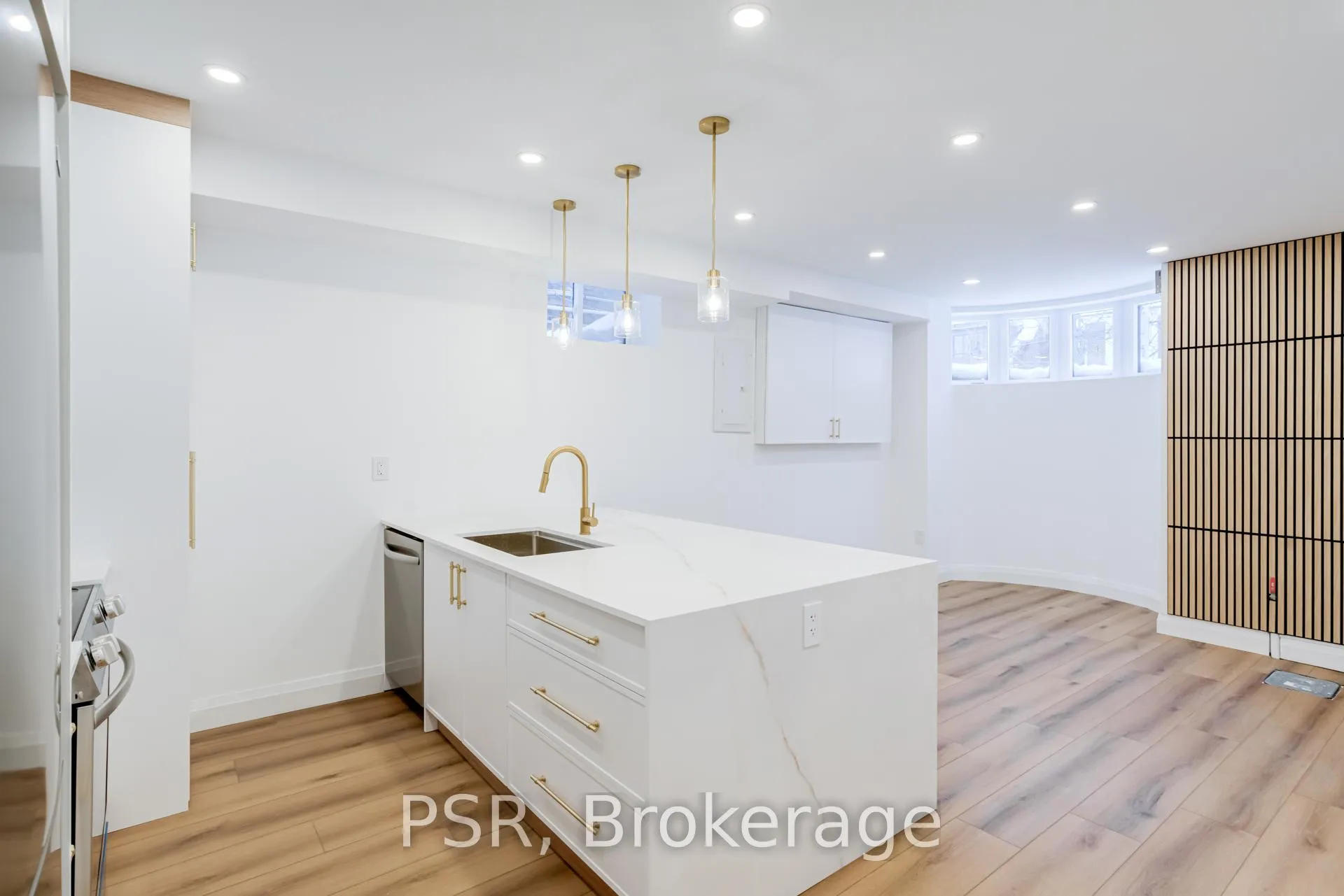 Photo 14 of Unit Lower, 110 Braemar Avenue, Toronto, Yonge-Eglinton — HOMEH