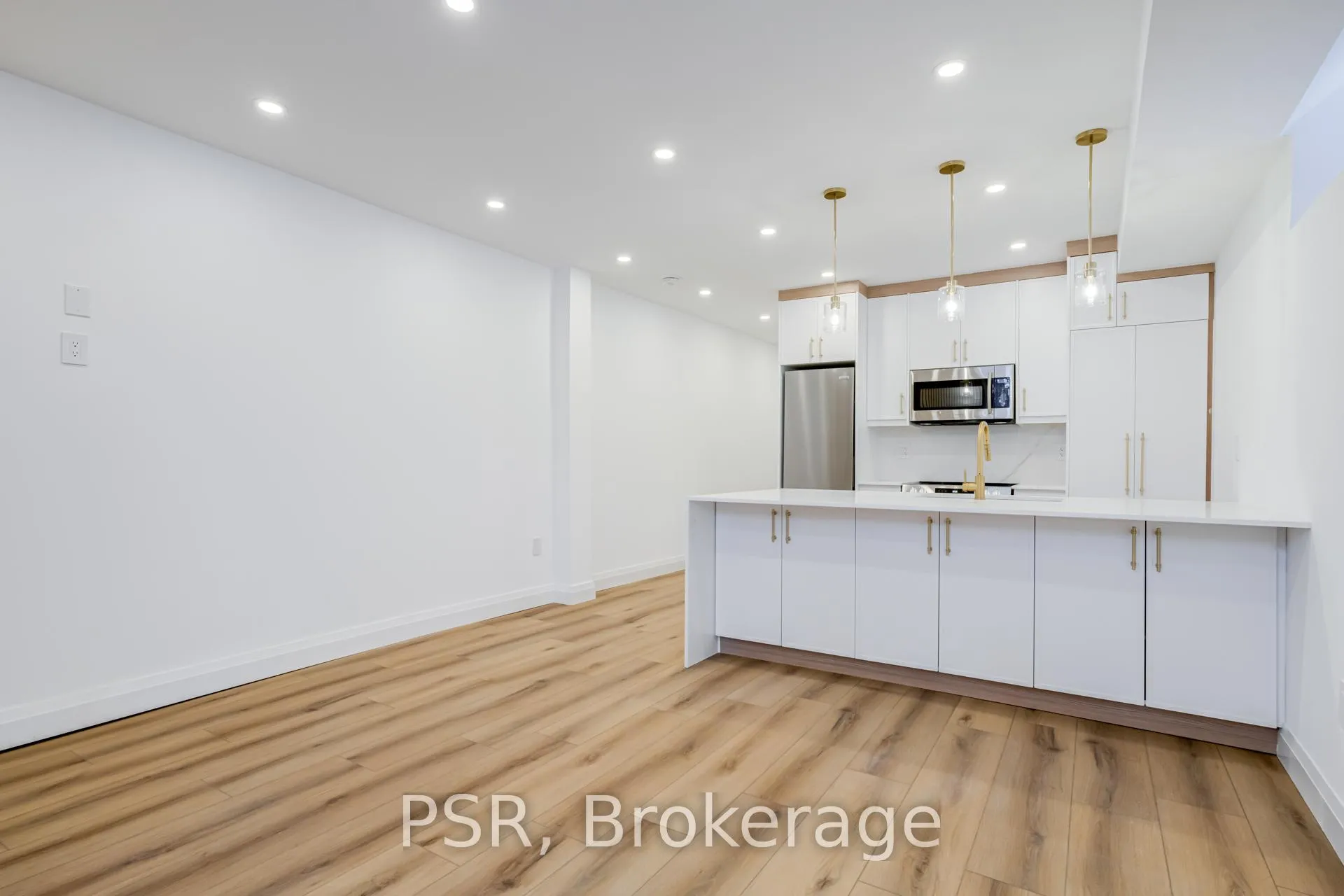 Photo 19 of Unit Lower, 110 Braemar Avenue, Toronto, Yonge-Eglinton — HOMEH