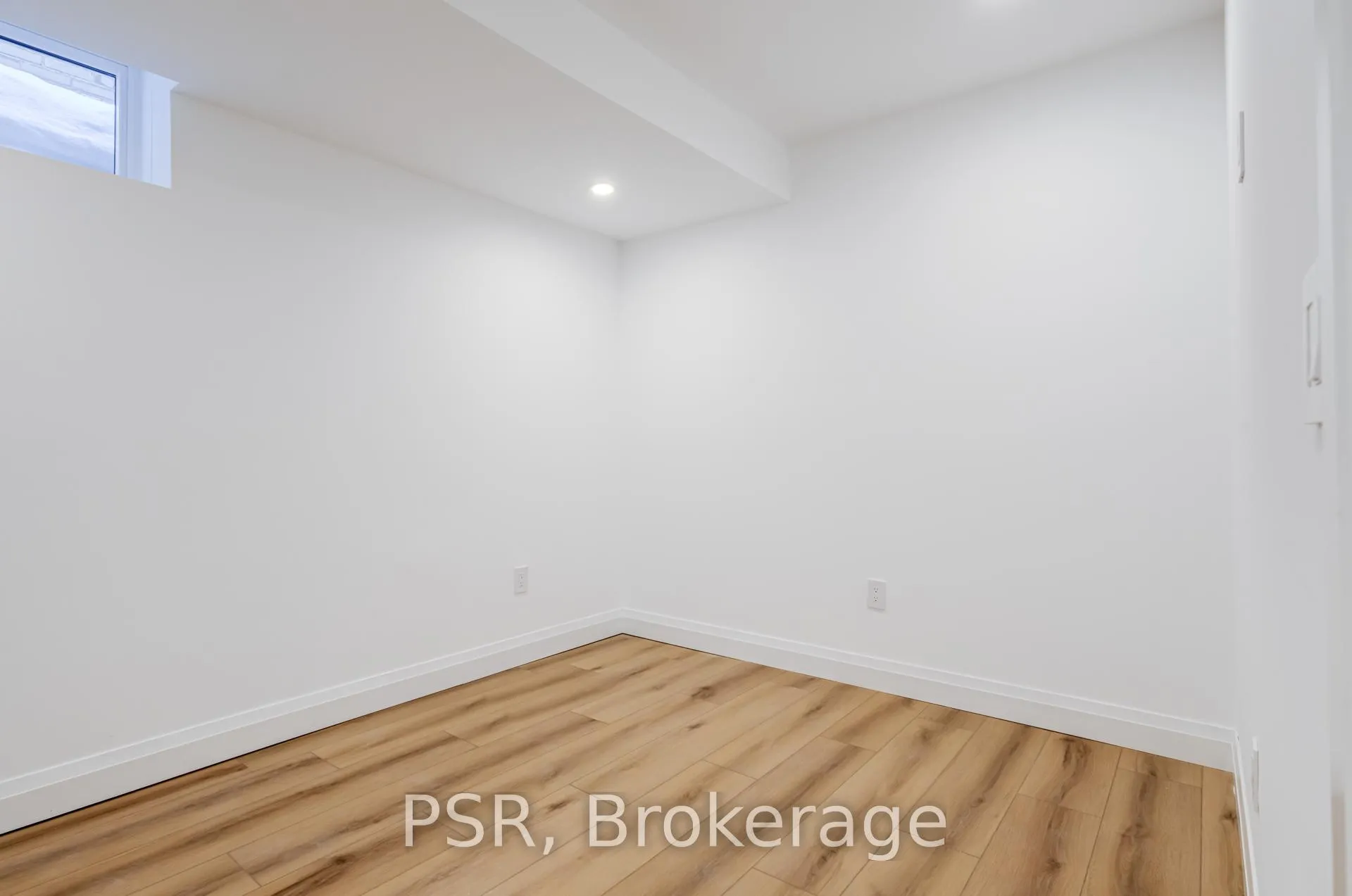 Photo 22 of Unit Lower, 110 Braemar Avenue, Toronto, Yonge-Eglinton — HOMEH