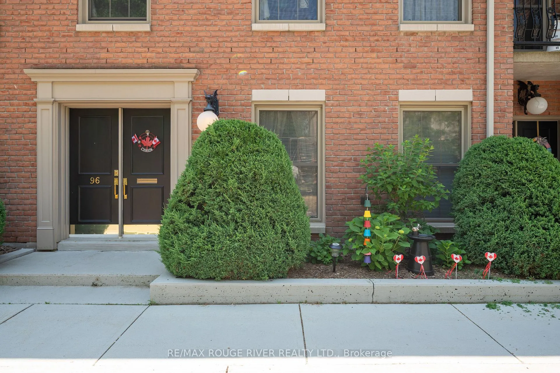 Photo 1 of 96 Maria'S Quay, Cobourg — HOMEH