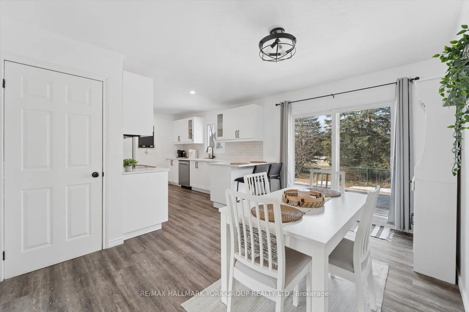 Photo 11 of 20860 Brock Road N, Brock, Rural Brock — HOMEH