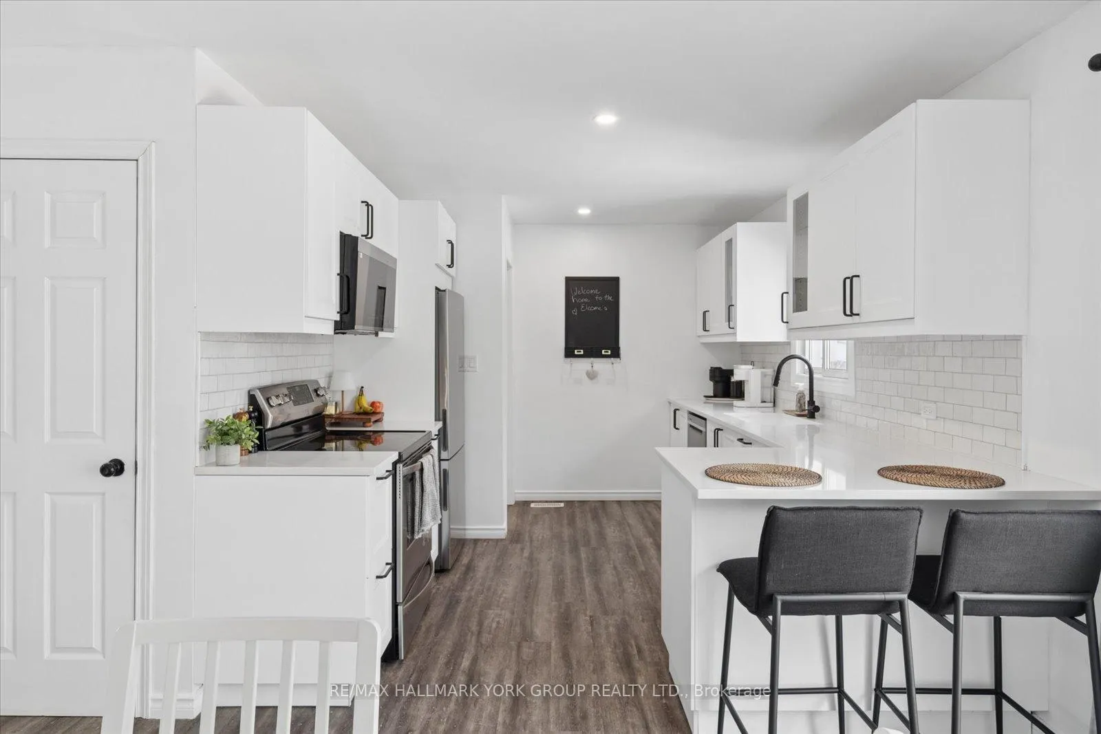 Photo 14 of 20860 Brock Road N, Brock, Rural Brock — HOMEH