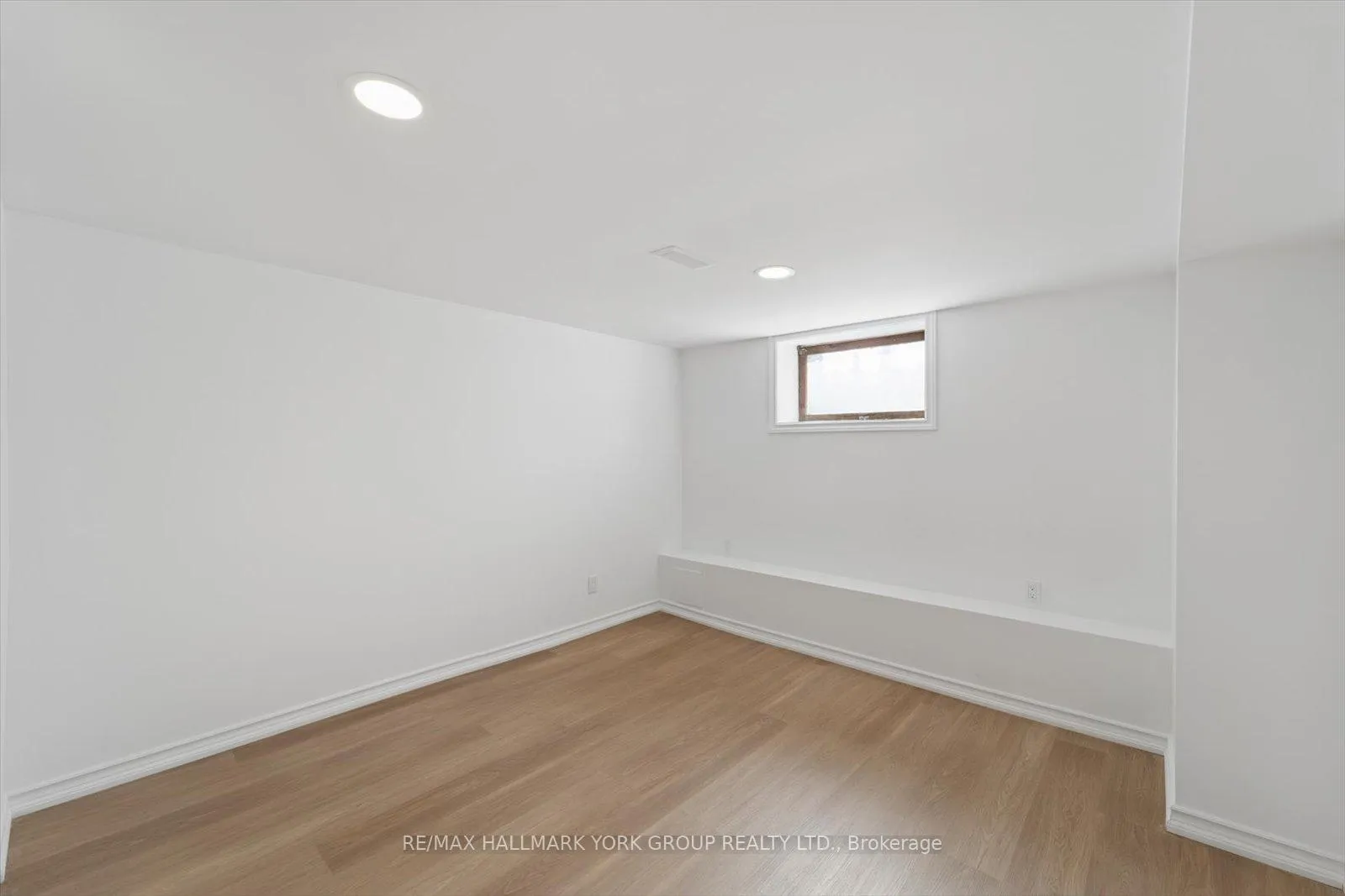 Photo 30 of 20860 Brock Road N, Brock, Rural Brock — HOMEH