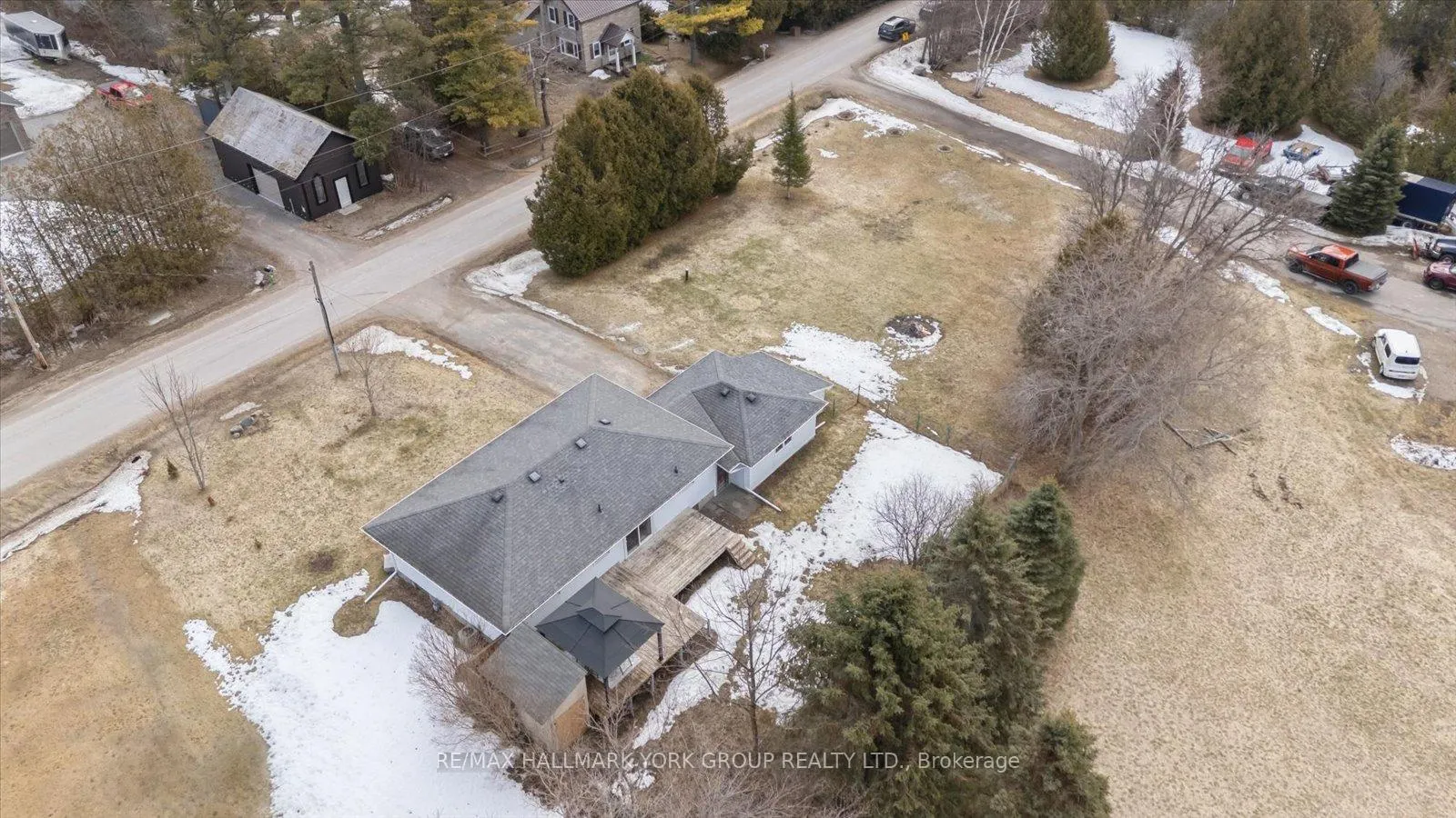 Photo 46 of 20860 Brock Road N, Brock, Rural Brock — HOMEH