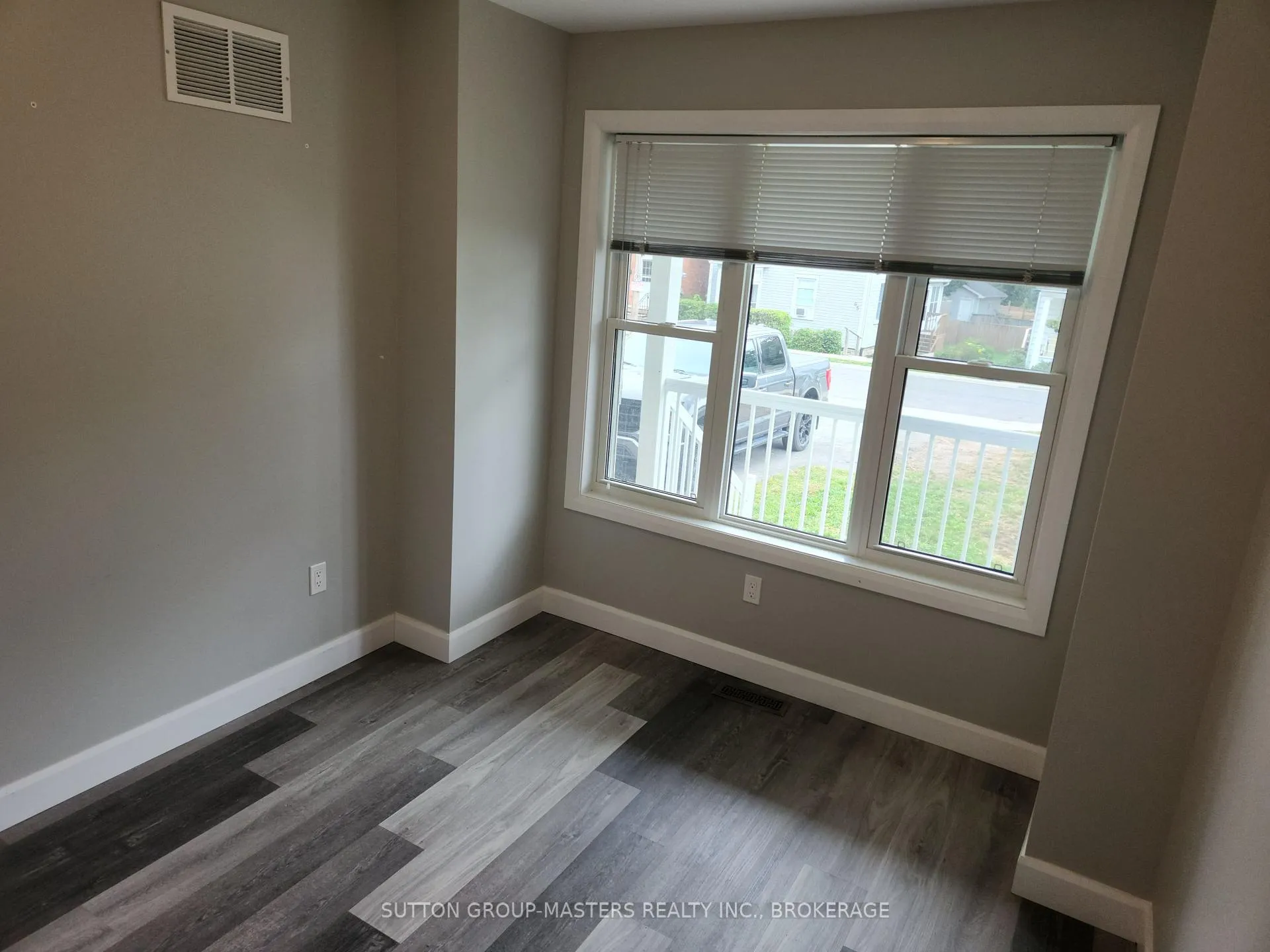 Photo 6 of 68 Hickory Street, Gananoque — HOMEH