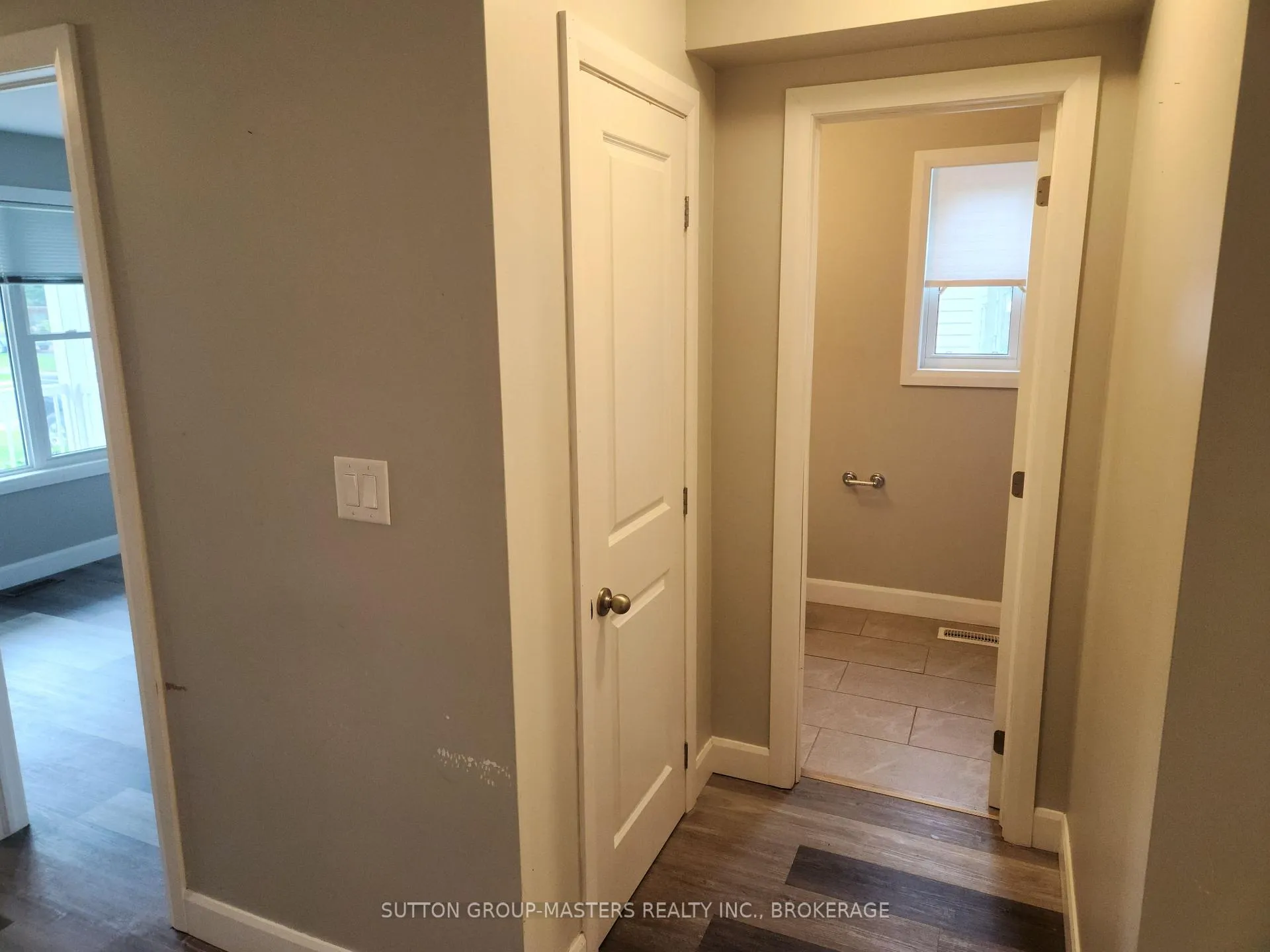 Photo 10 of 68 Hickory Street, Gananoque — HOMEH