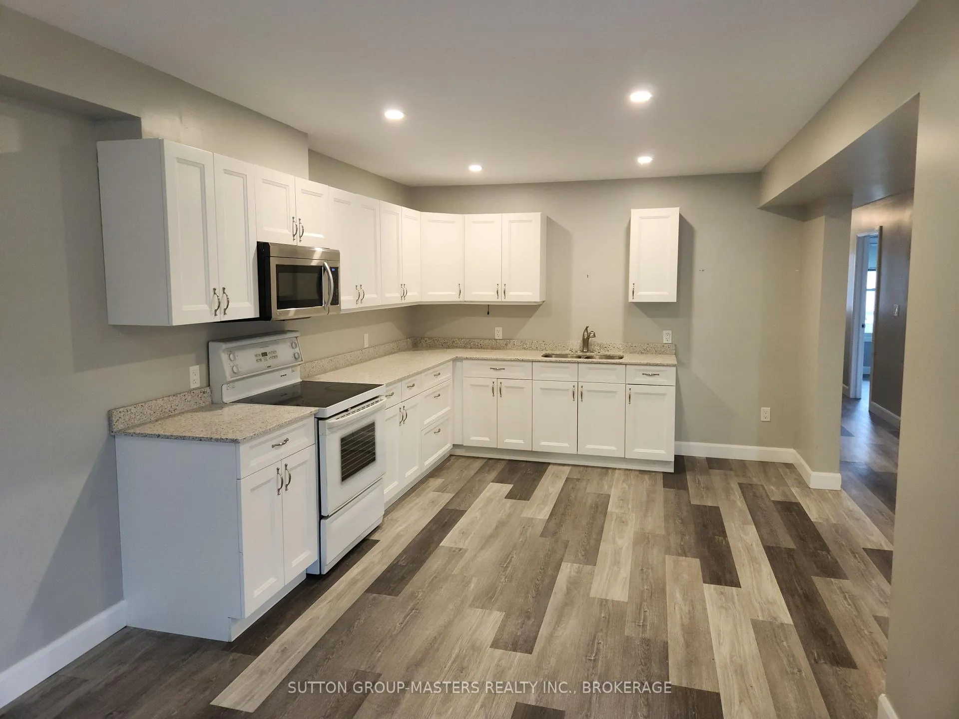 Photo 19 of 68 Hickory Street, Gananoque — HOMEH
