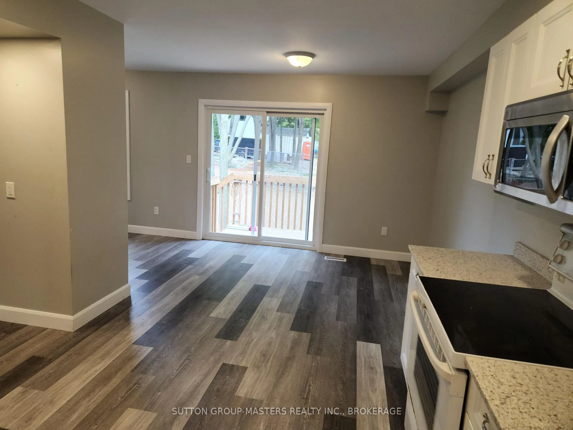 Photo 30 of 68 Hickory Street, Gananoque — HOMEH