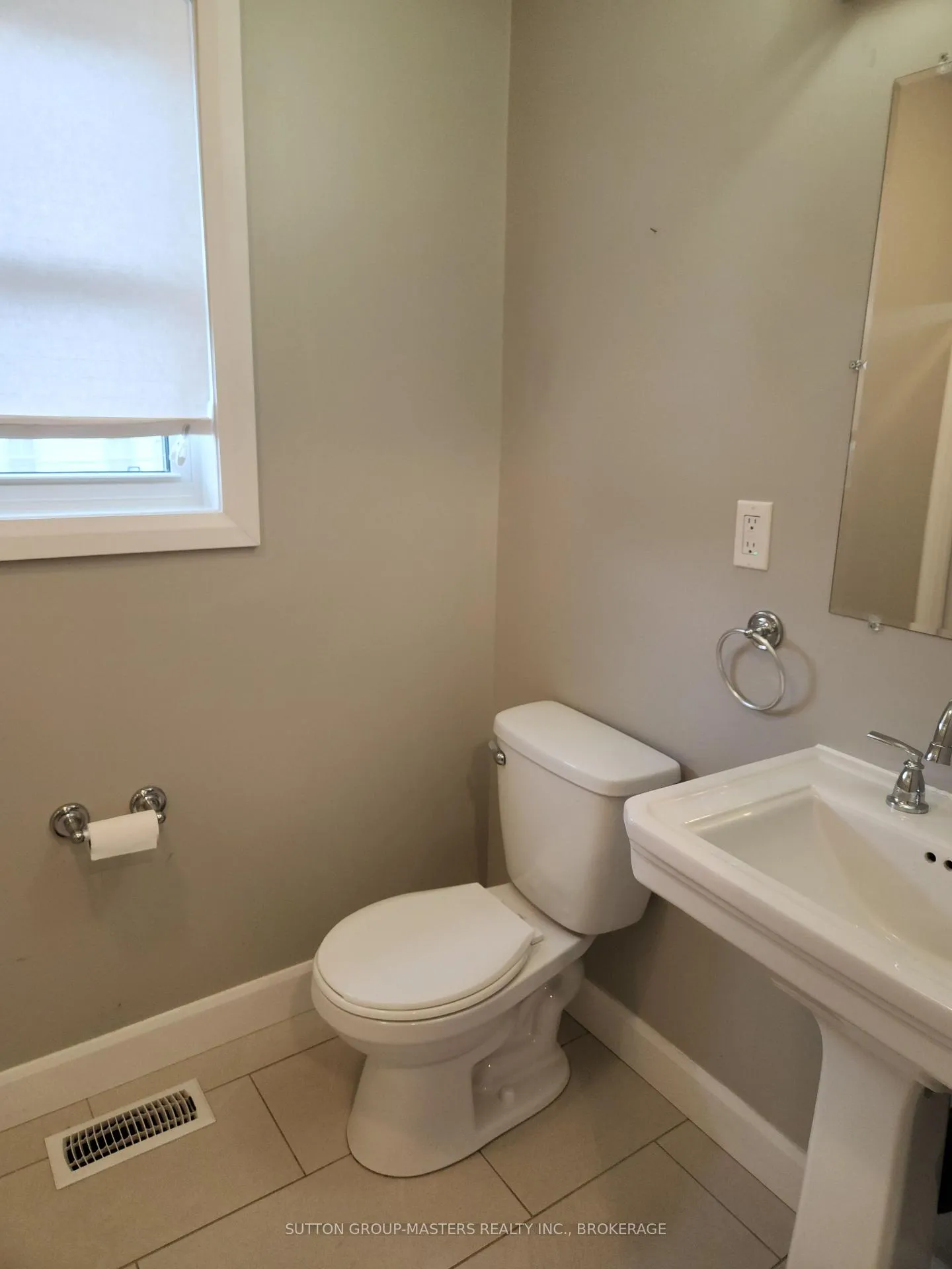 Photo 38 of 68 Hickory Street, Gananoque — HOMEH