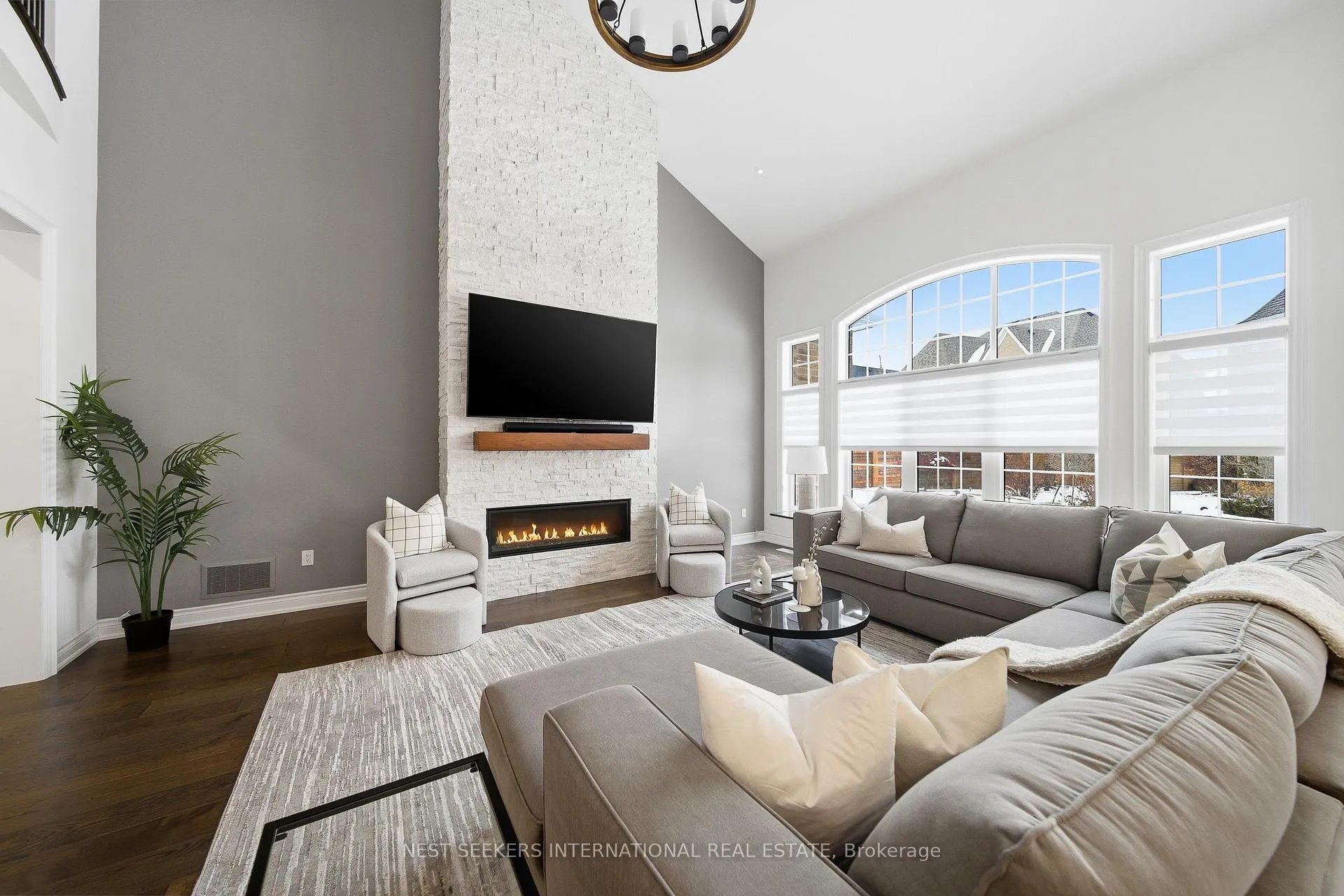 Photo 5 of 10 Larkin Avenue, King, Nobleton — HOMEH
