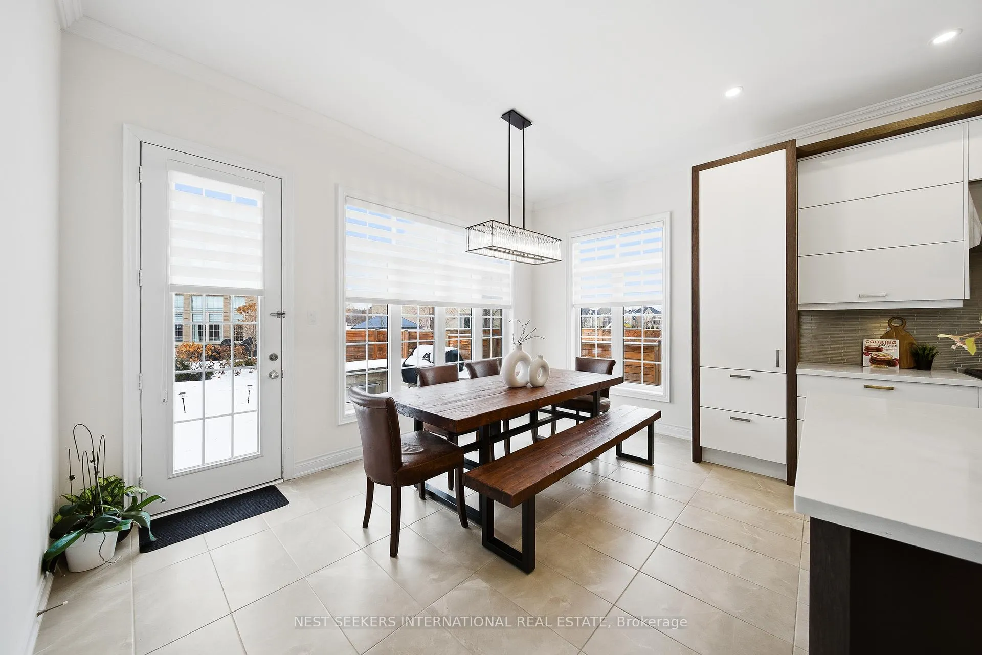 Photo 11 of 10 Larkin Avenue, King, Nobleton — HOMEH