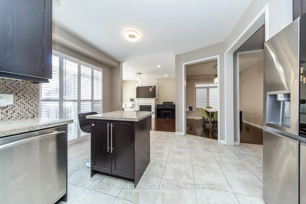 Photo 15 of 3260 Sealey Crescent, Burlington, Alton — HOMEH