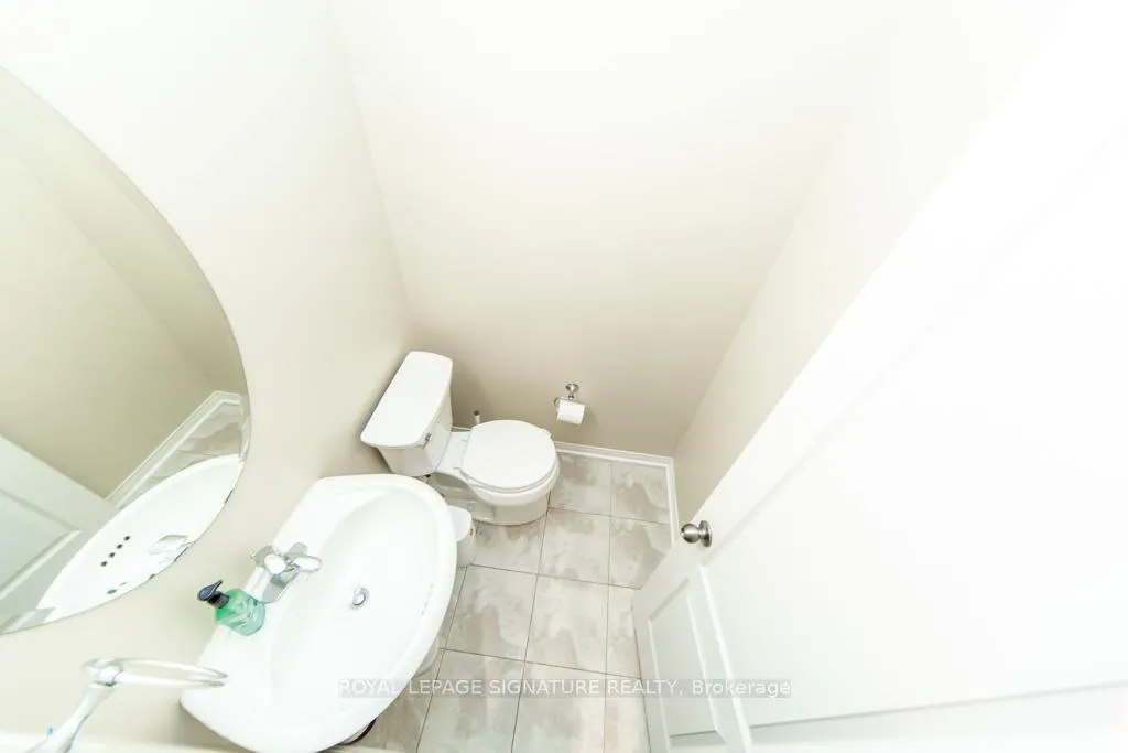 Photo 16 of 3260 Sealey Crescent, Burlington, Alton — HOMEH