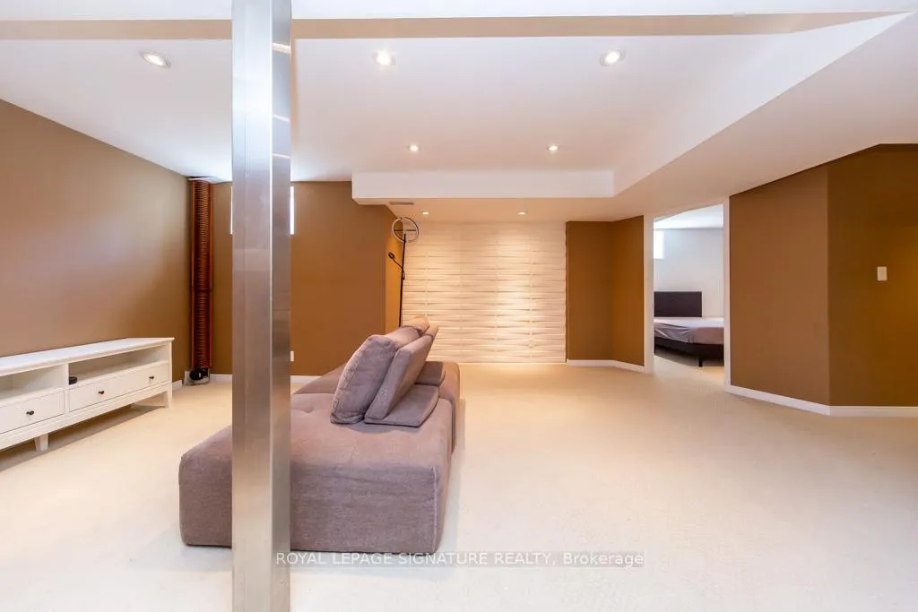 Photo 32 of 3260 Sealey Crescent, Burlington, Alton — HOMEH