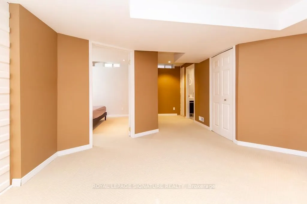 Photo 34 of 3260 Sealey Crescent, Burlington, Alton — HOMEH