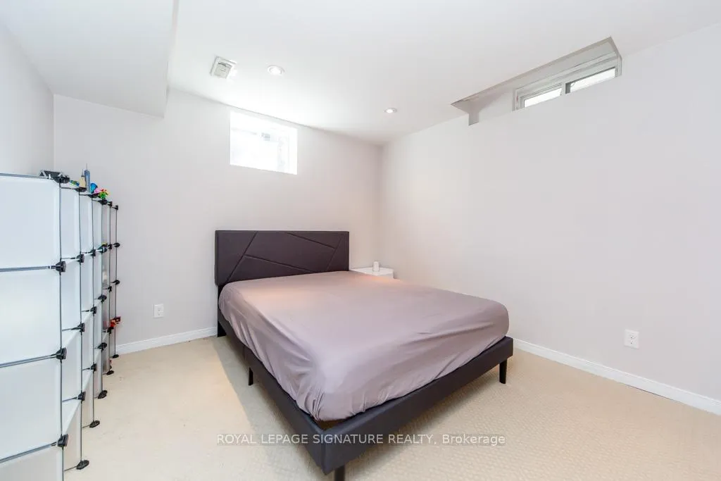 Photo 35 of 3260 Sealey Crescent, Burlington, Alton — HOMEH
