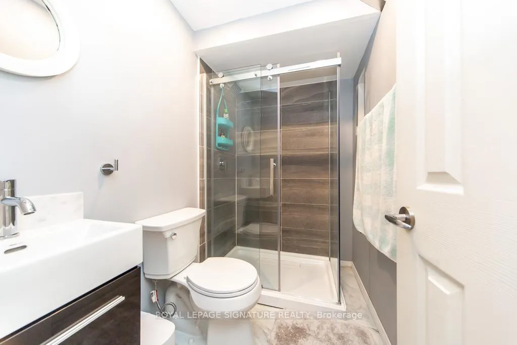 Photo 37 of 3260 Sealey Crescent, Burlington, Alton — HOMEH