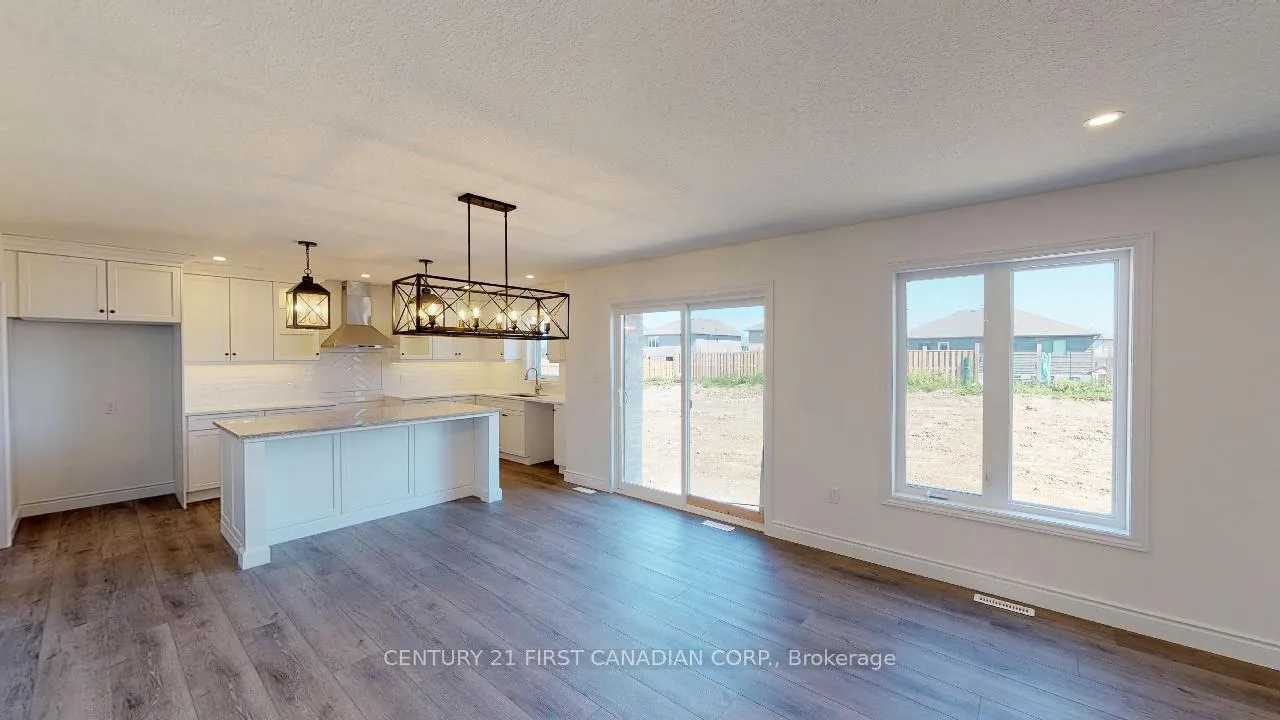 Photo 6 of 22 Postma Crescent, North Middlesex, Ailsa Craig — HOMEH