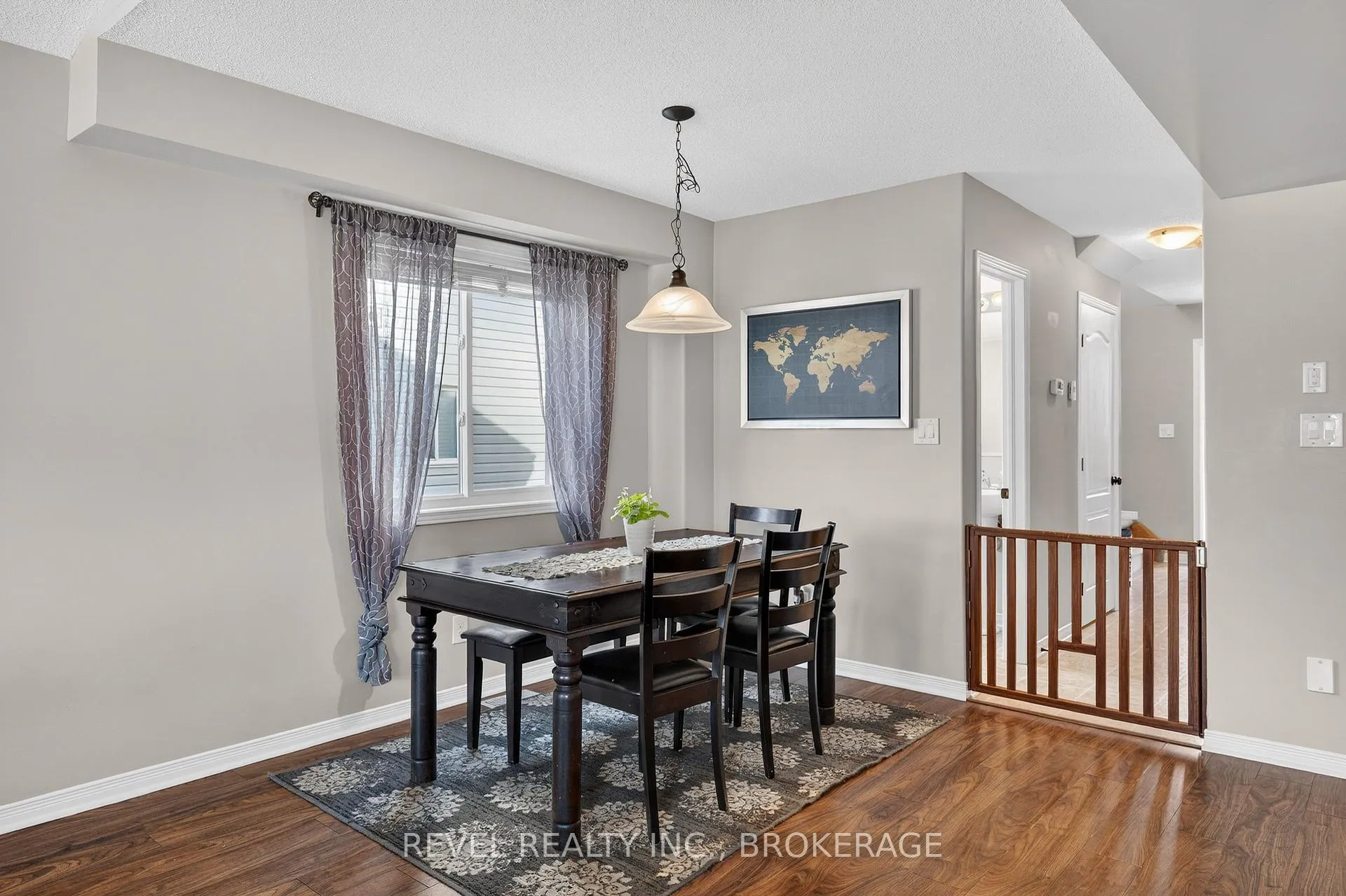 Photo 8 of 1509 Crimson Crescent, Kingston, City Northwest — HOMEH