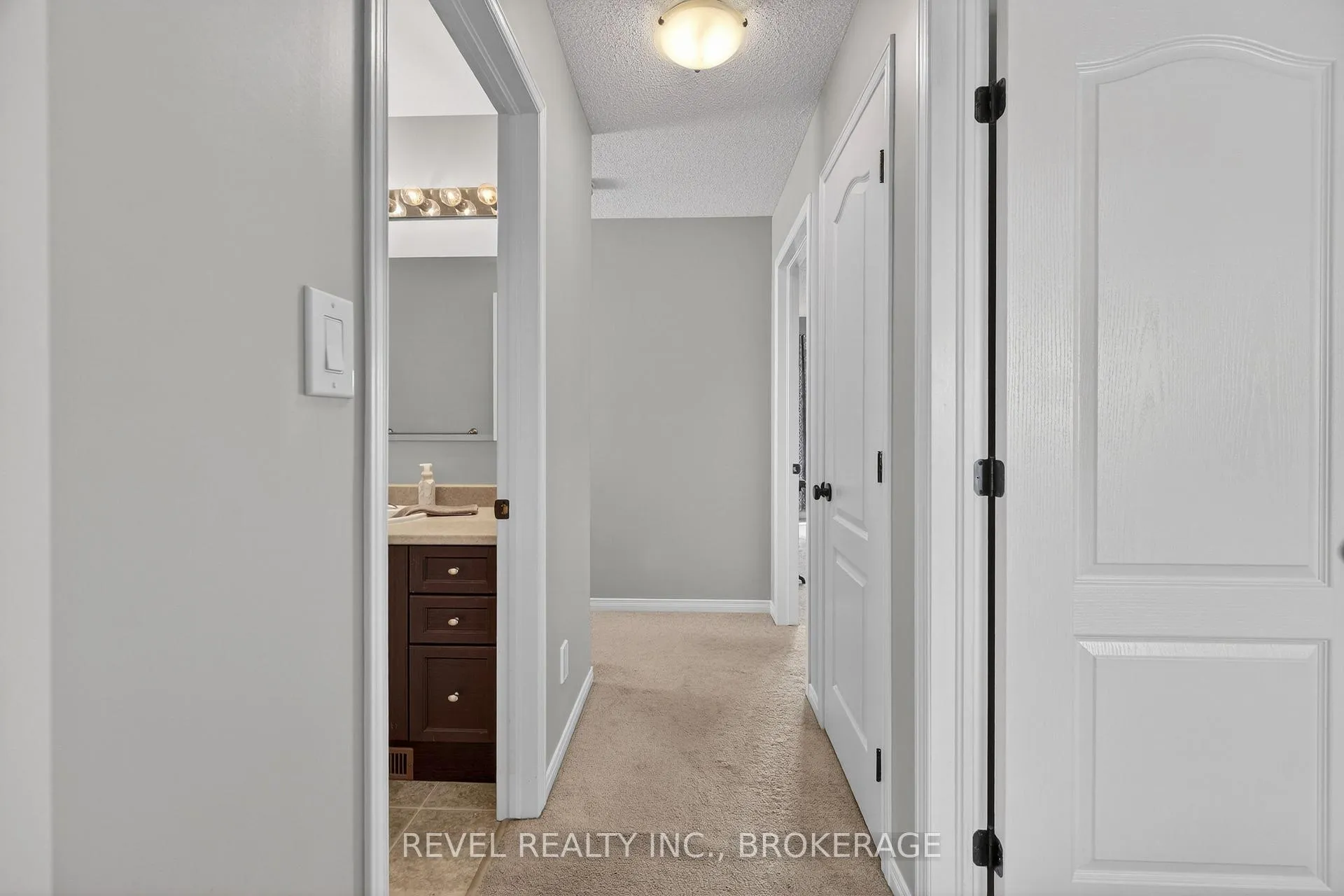 Photo 16 of 1509 Crimson Crescent, Kingston, City Northwest — HOMEH