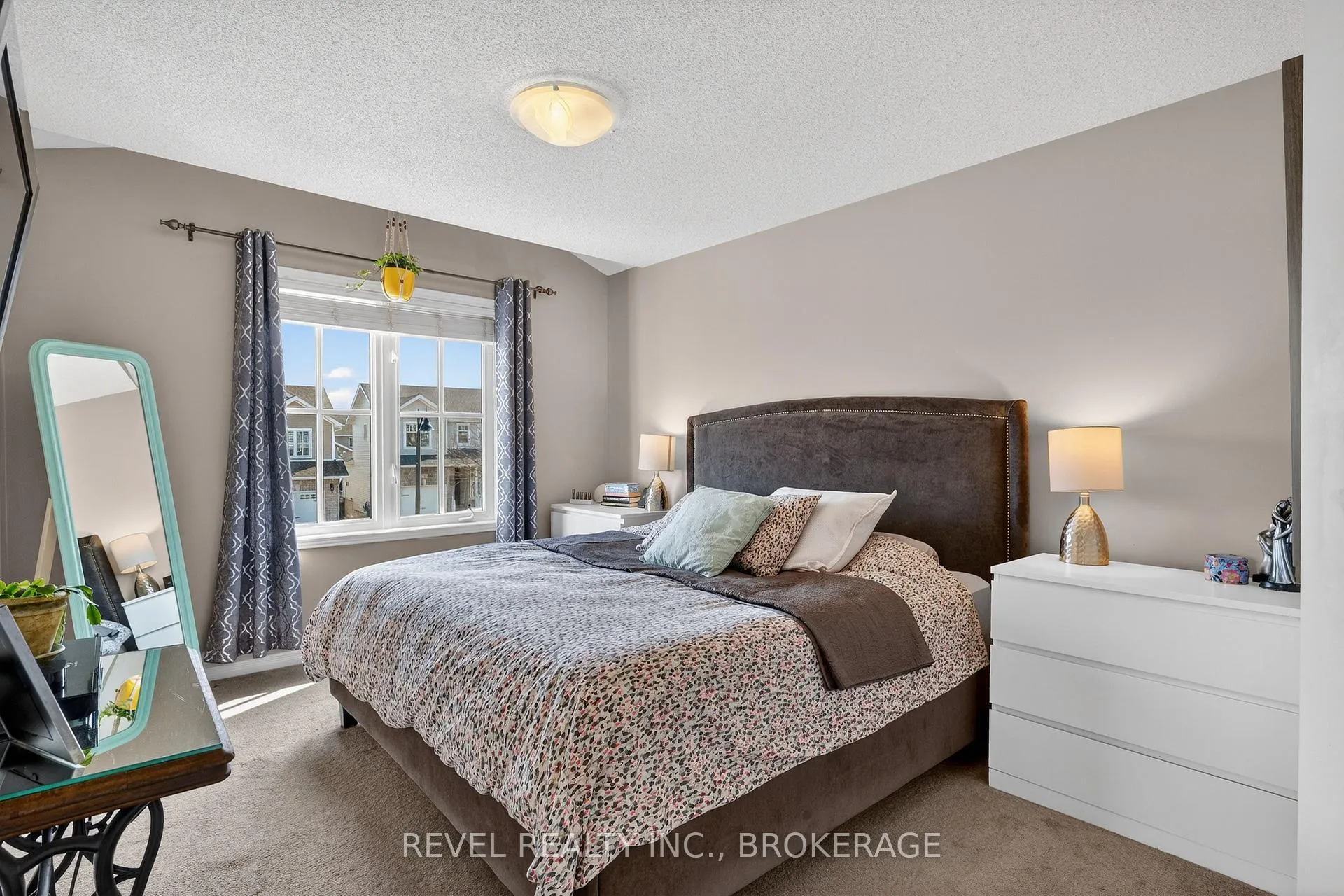 Photo 17 of 1509 Crimson Crescent, Kingston, City Northwest — HOMEH