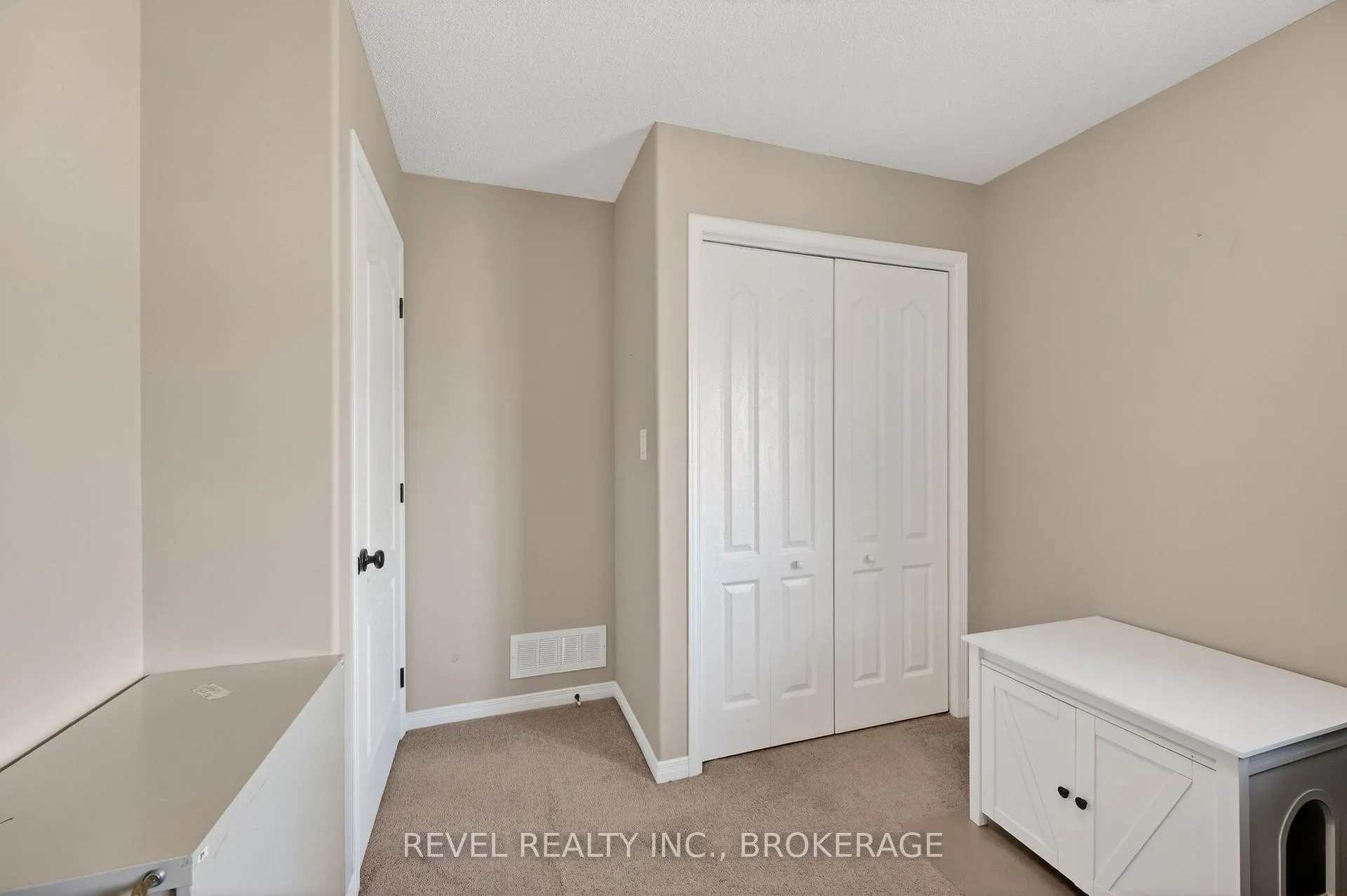 Photo 24 of 1509 Crimson Crescent, Kingston, City Northwest — HOMEH