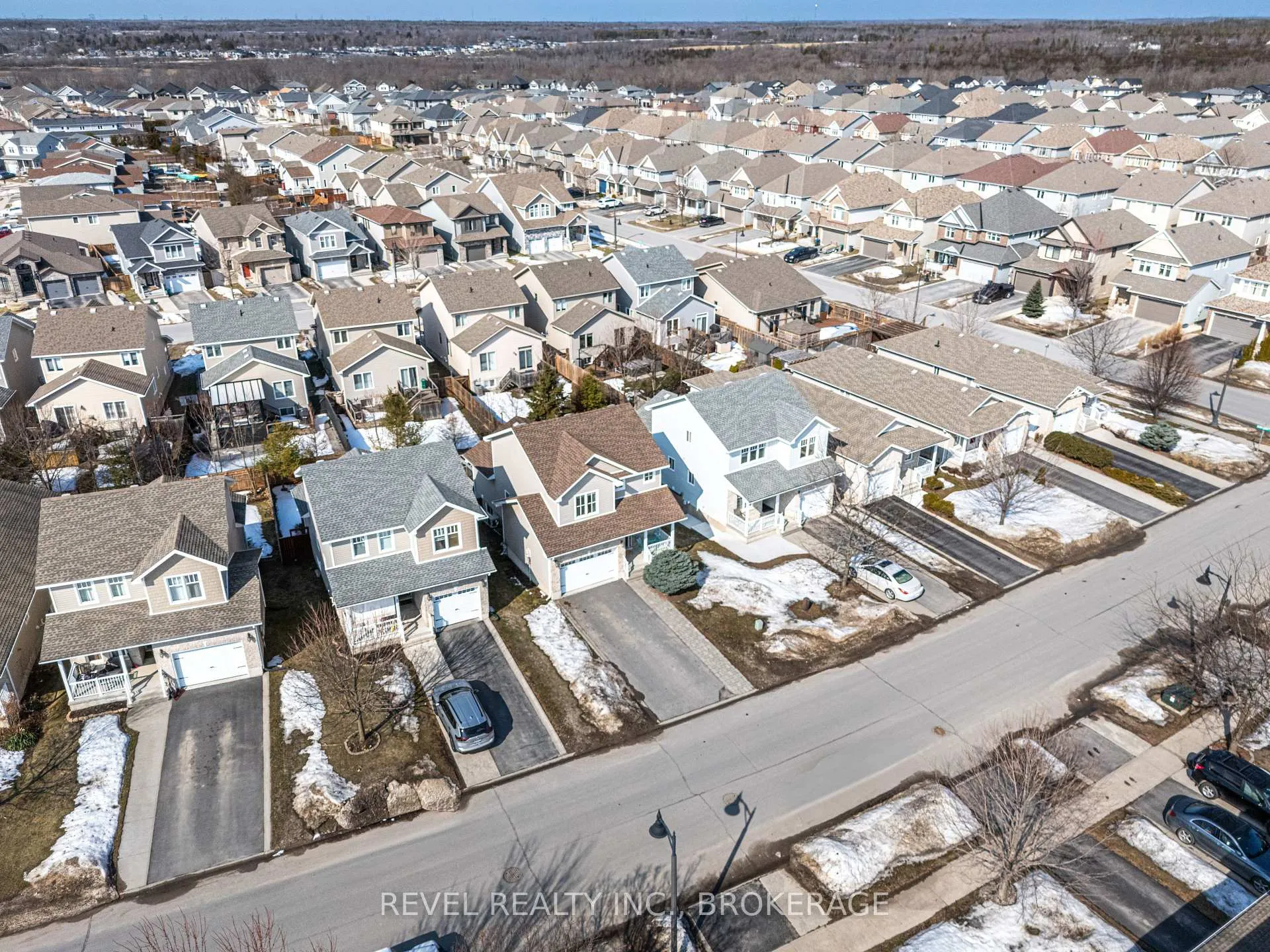 Photo 32 of 1509 Crimson Crescent, Kingston, City Northwest — HOMEH