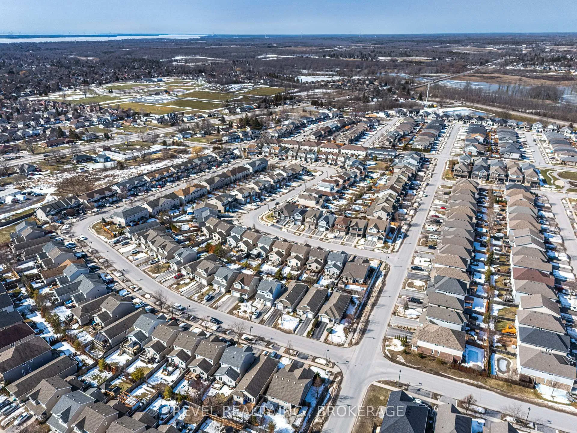 Photo 35 of 1509 Crimson Crescent, Kingston, City Northwest — HOMEH