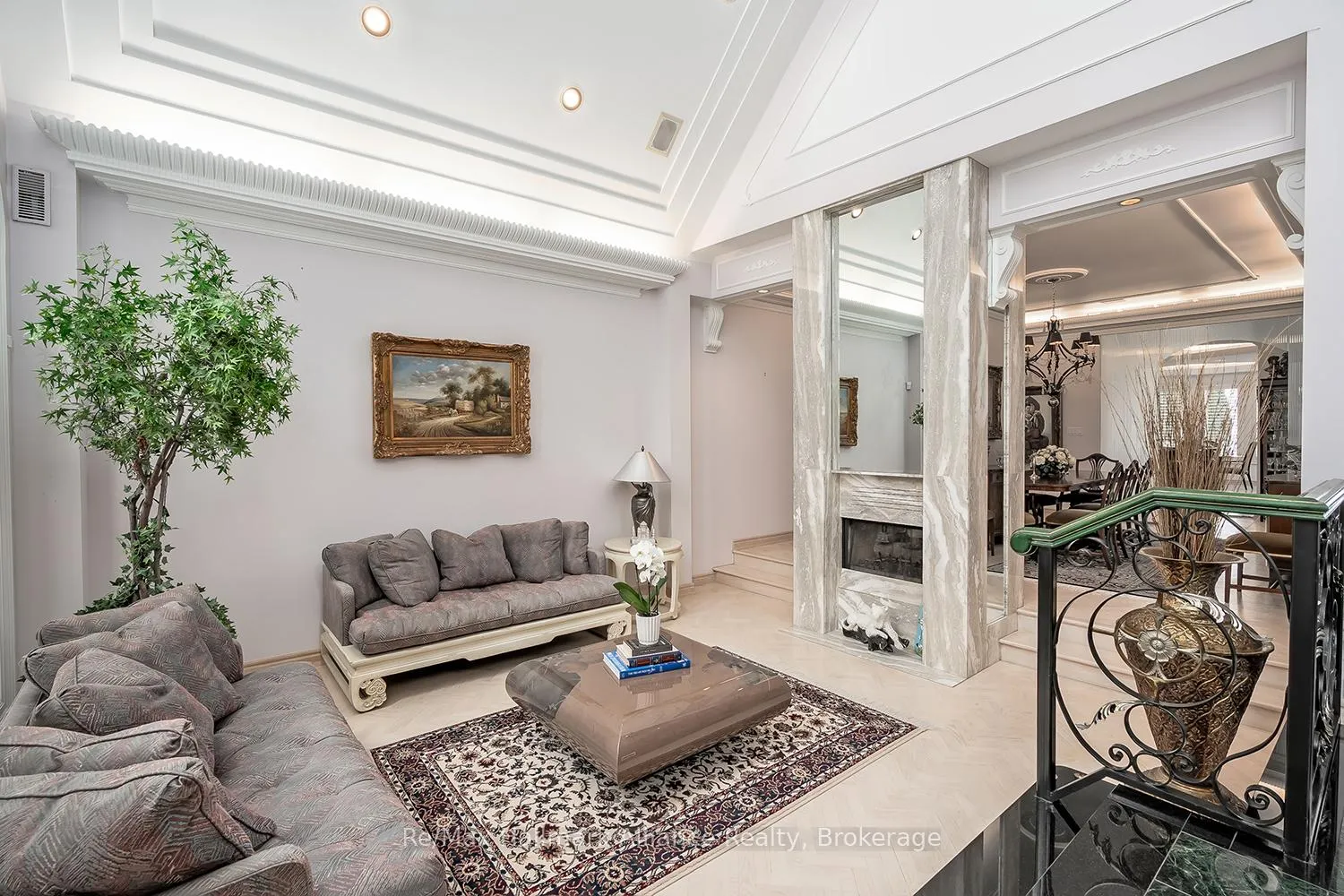 Photo 7 of 3206 Shoreline Drive, Oakville, Bronte — HOMEH