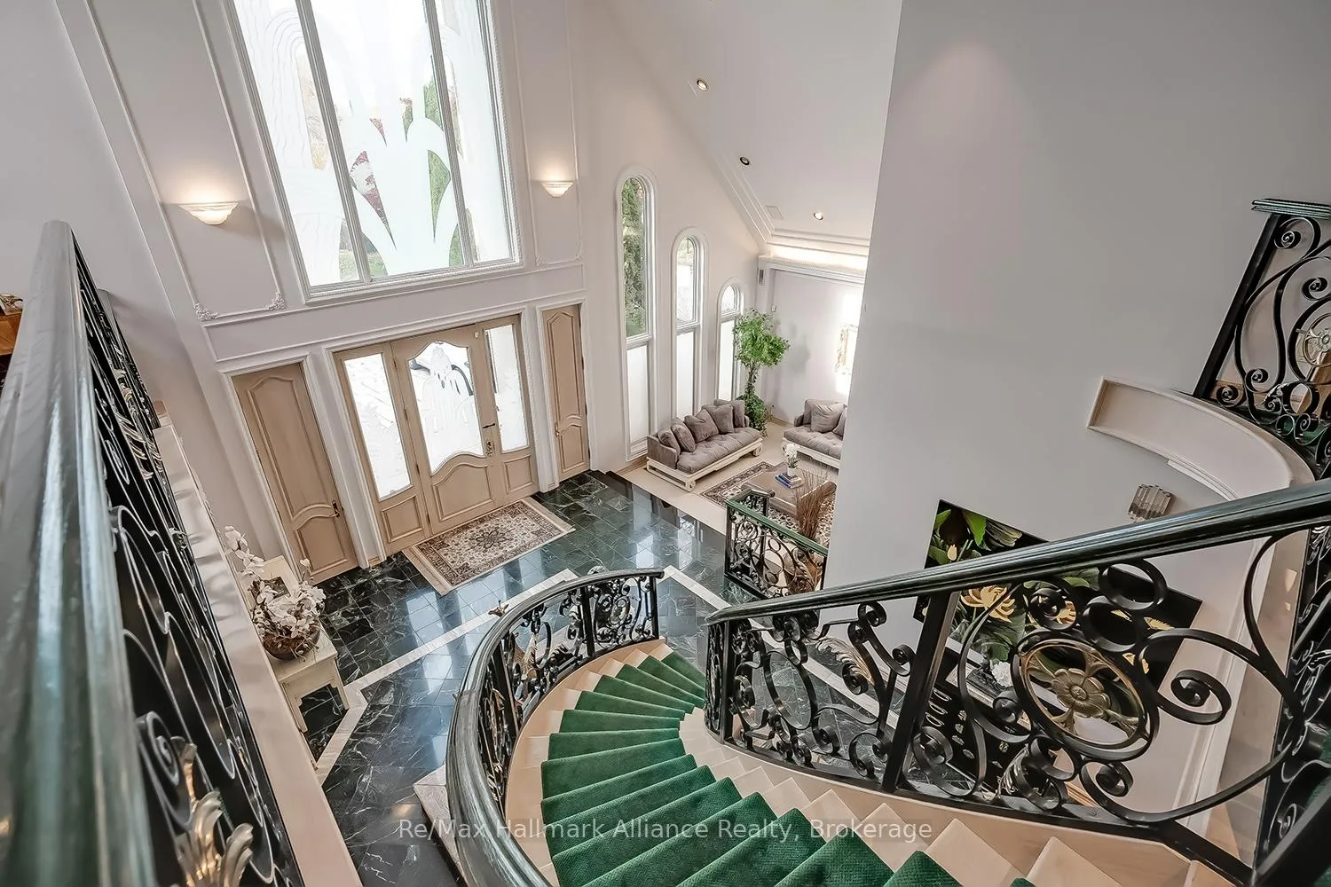 Photo 16 of 3206 Shoreline Drive, Oakville, Bronte — HOMEH
