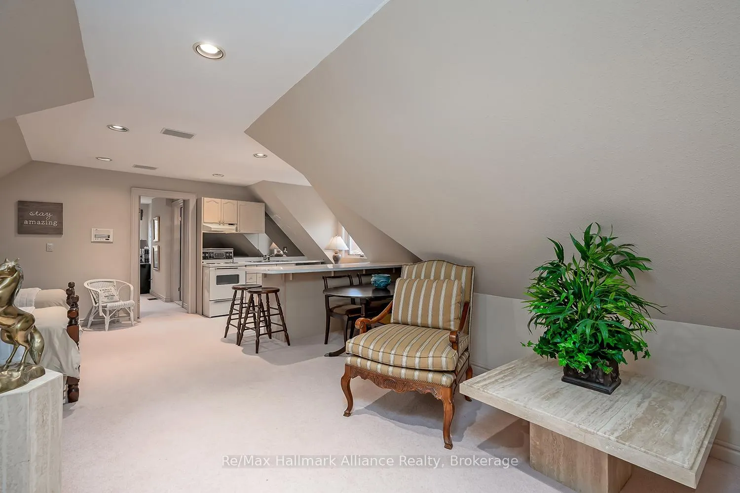 Photo 29 of 3206 Shoreline Drive, Oakville, Bronte — HOMEH