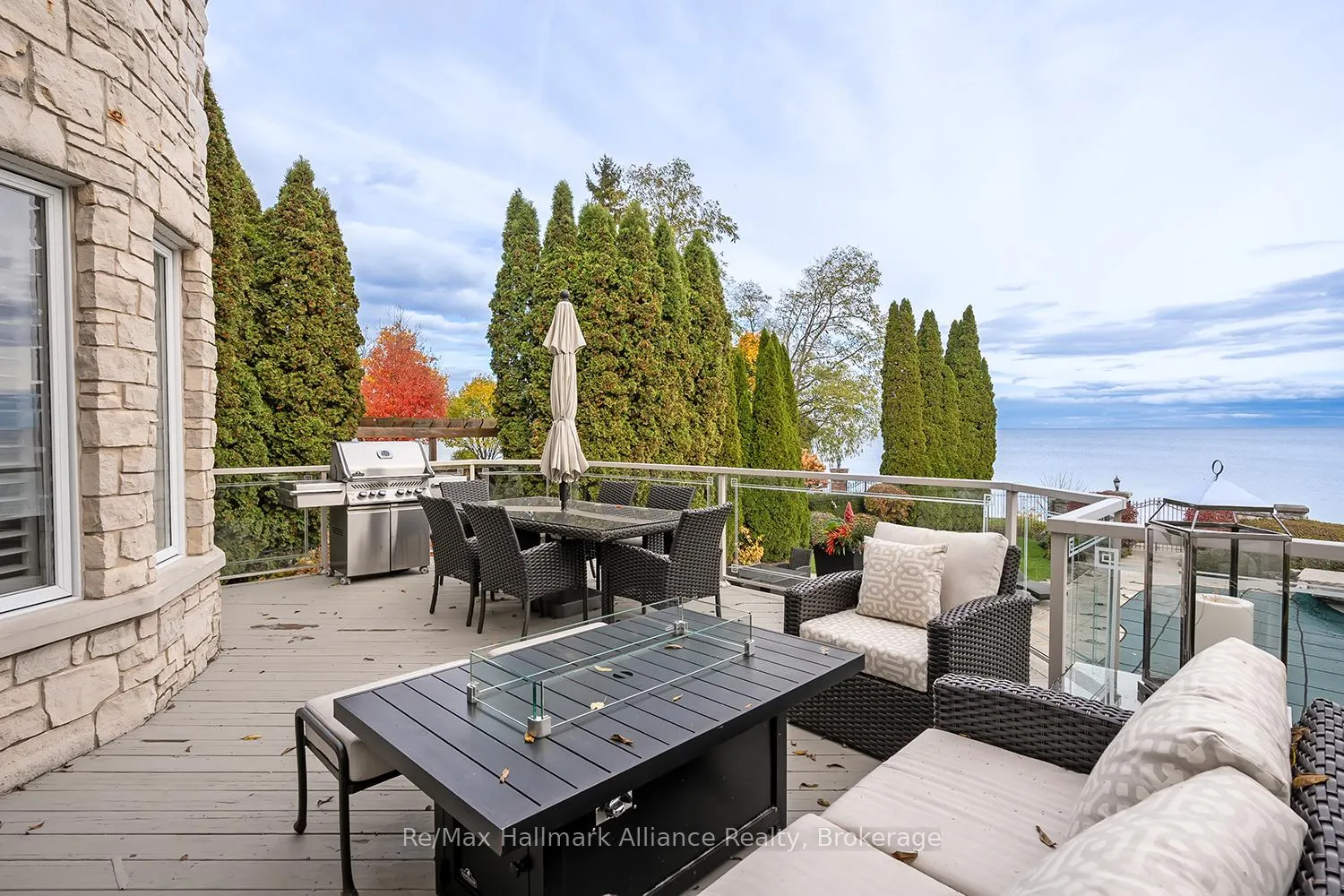 Photo 46 of 3206 Shoreline Drive, Oakville, Bronte — HOMEH