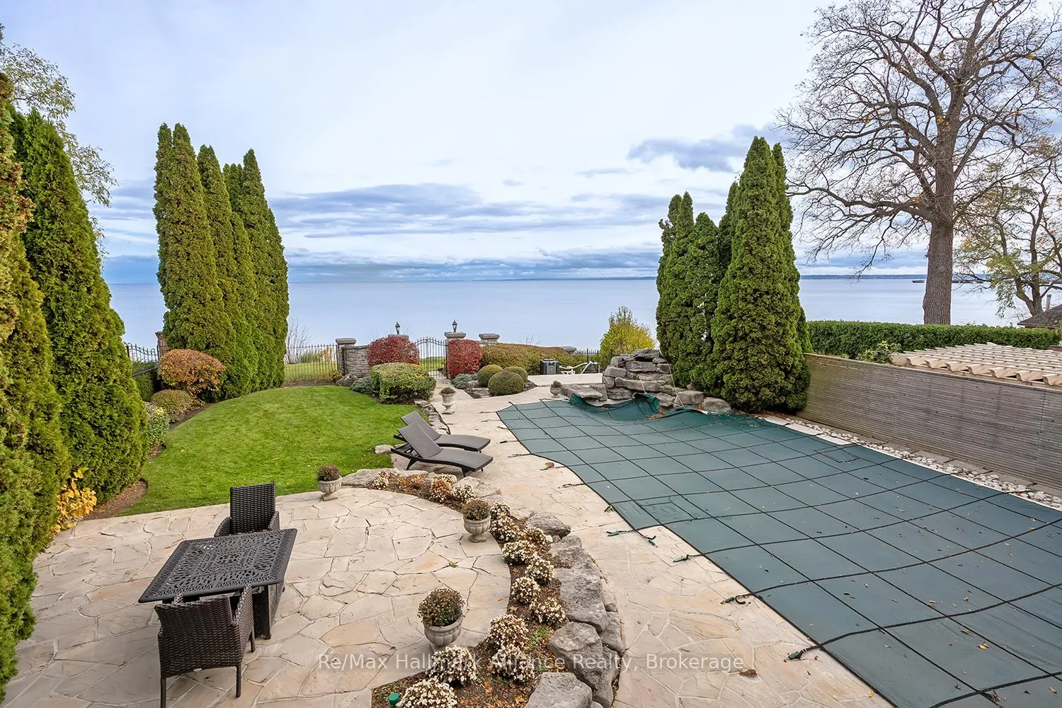 Photo 48 of 3206 Shoreline Drive, Oakville, Bronte — HOMEH