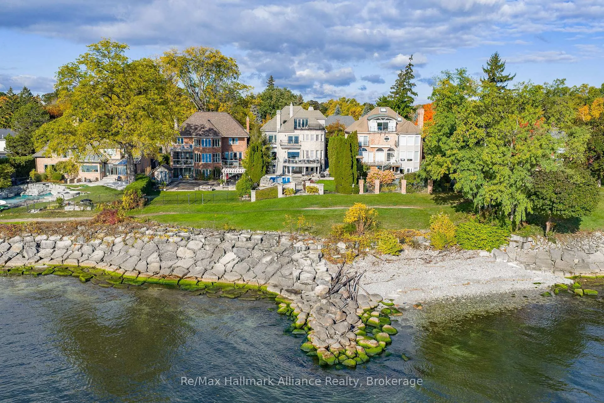 Photo 49 of 3206 Shoreline Drive, Oakville, Bronte — HOMEH