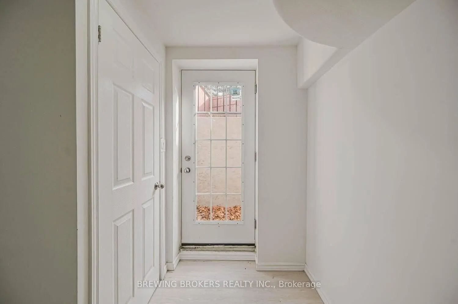 Photo 4 of 51 Jack Rabbit Crescent, Brampton, Sandringham-Wellington — HOMEH