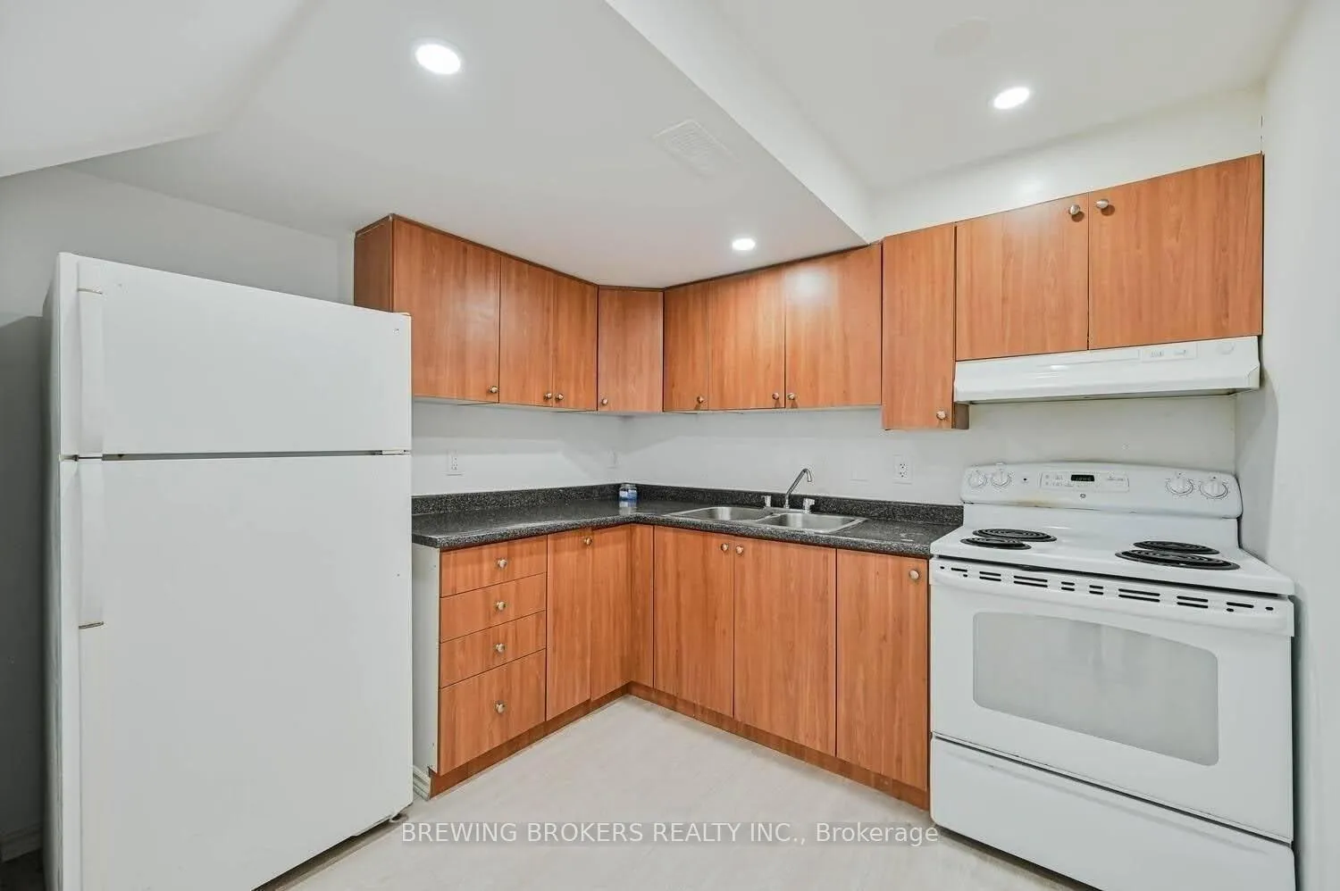 Photo 8 of 51 Jack Rabbit Crescent, Brampton, Sandringham-Wellington — HOMEH