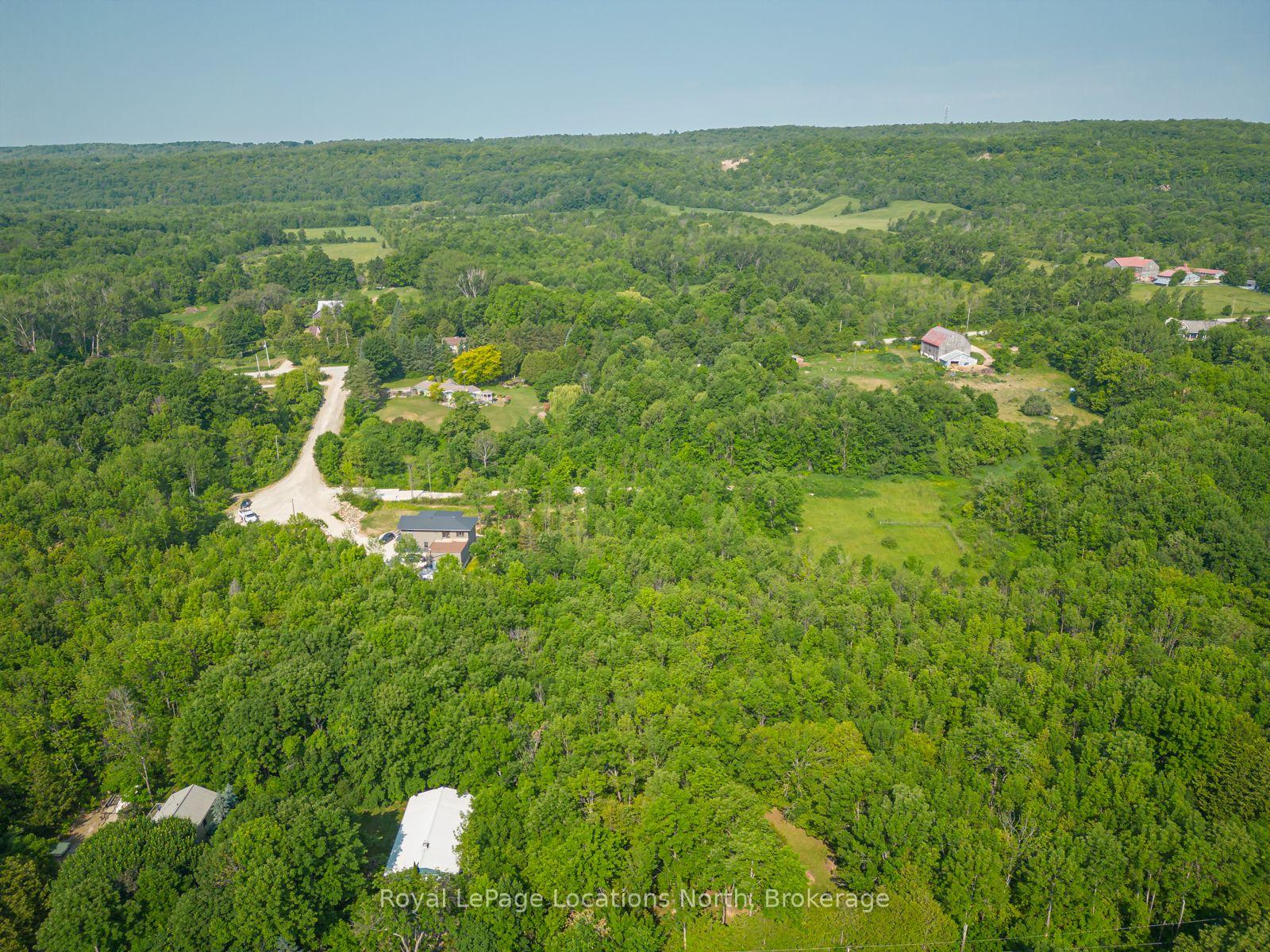 Photo 16 of 108 McKay Court, Meaford — HOMEH