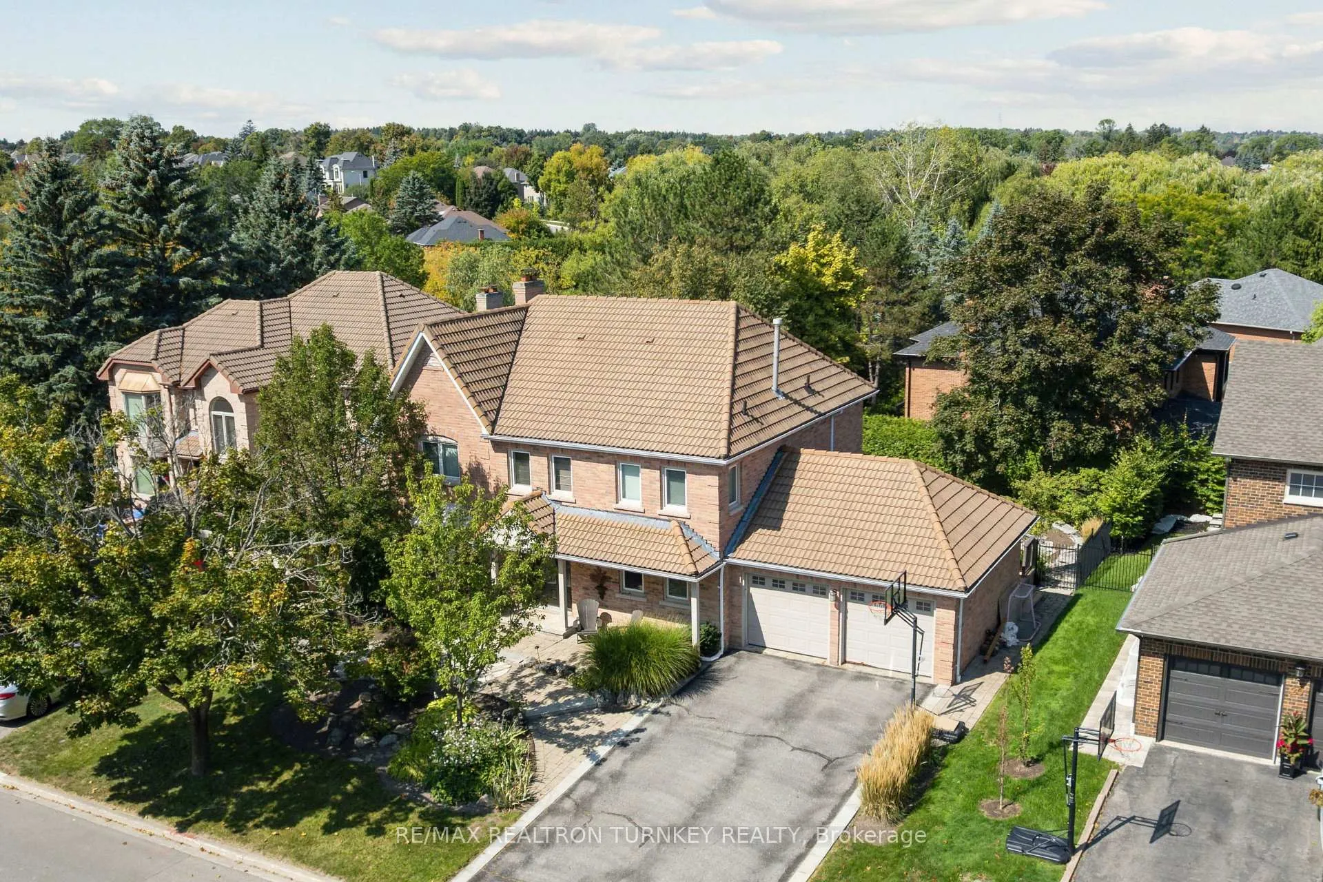 Photo 1 of 22 Trillium Drive, Aurora, Aurora Highlands — HOMEH