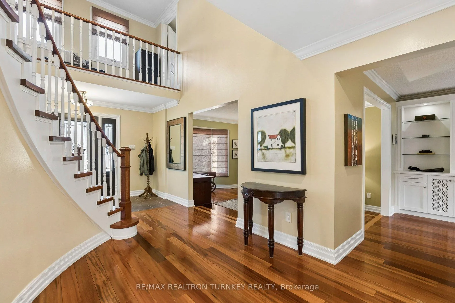 Photo 6 of 22 Trillium Drive, Aurora, Aurora Highlands — HOMEH